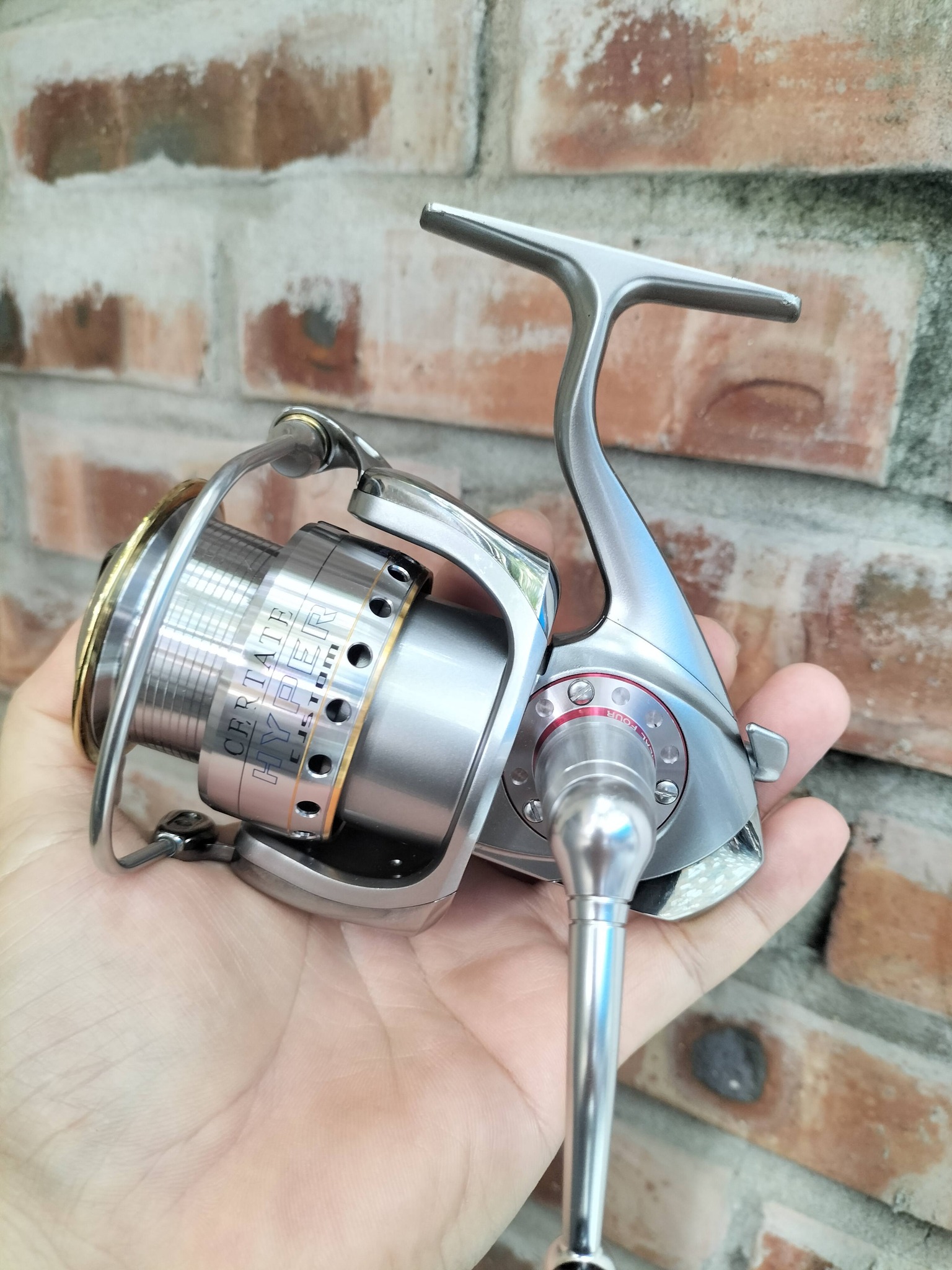 Daiwa CERTATE HYPER CUSTOM 3012H I E 香保県機機物理理 ၉ Pramay