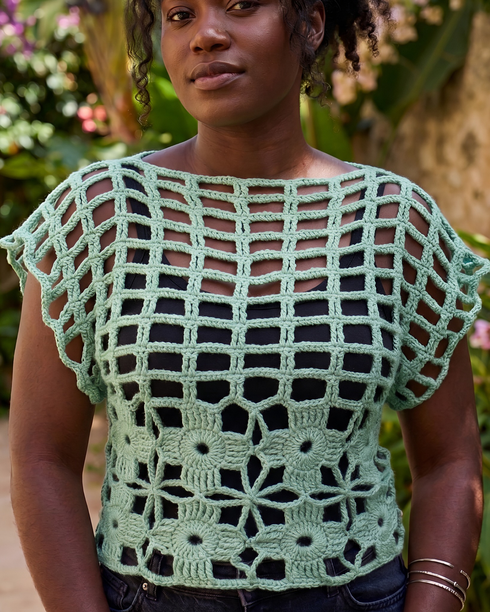 🧶 Knitting Lace Top 🧶 Pattern link in the comments! 👇