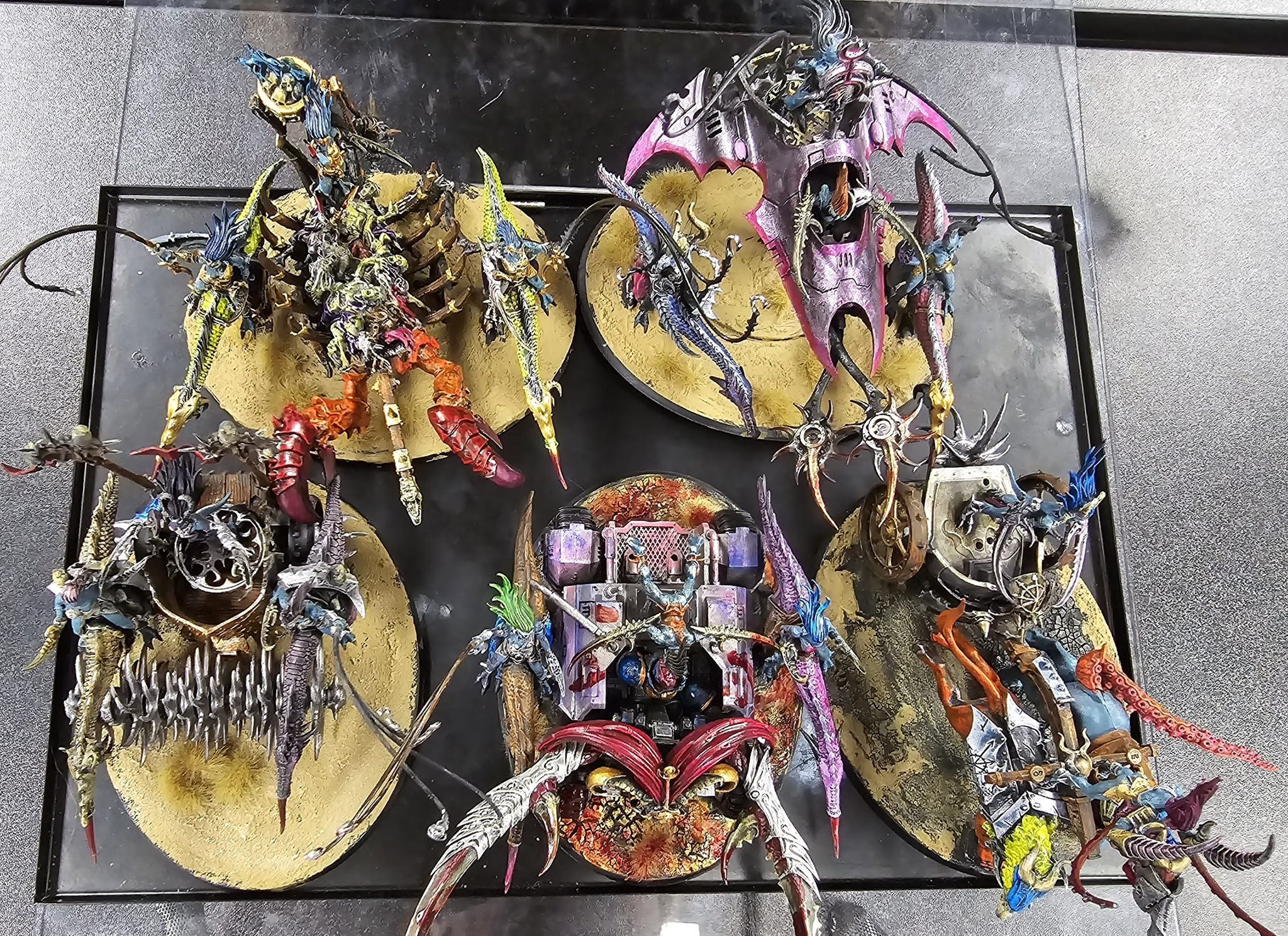 Kitbashing Chariots with Tormentbringers and Seekers