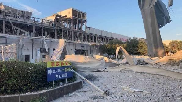 KumamotoEarthquake Several reports of damages due to the