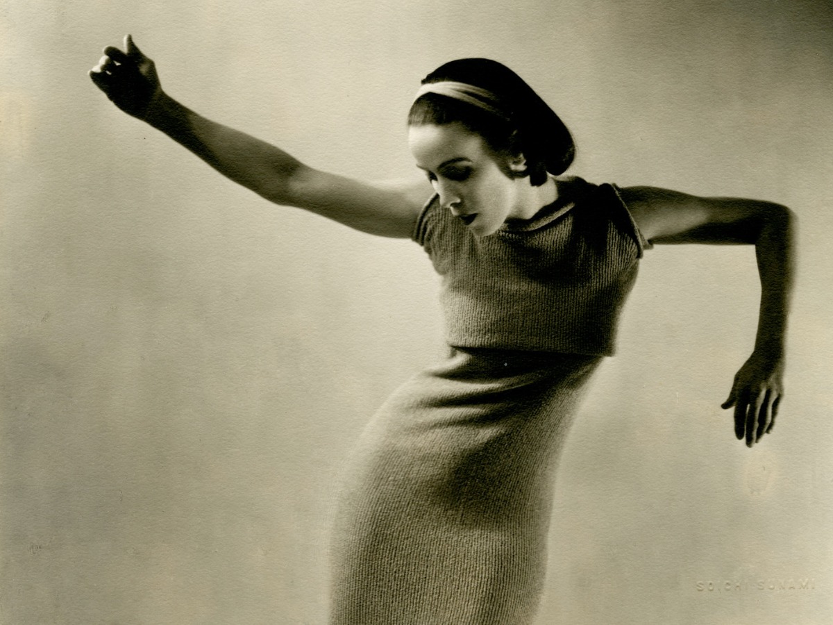 In New York City in April 1926, the Martha Graham Dance Company 
