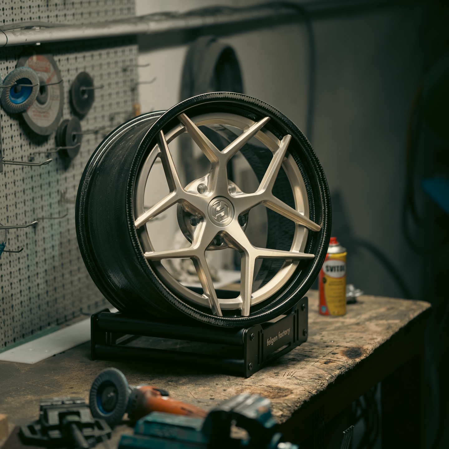 Felgen Factory - Introducing the new Hybrid model. Forged... | Facebook