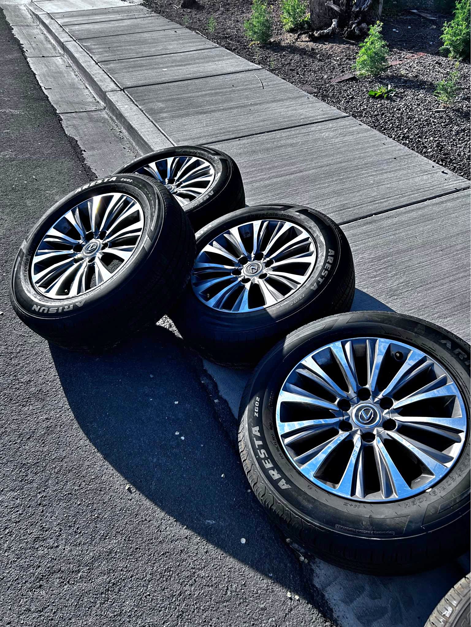 2022 Lexus GX tires/rims - Car Wheels, Tires & Parts - Reno, Nevada ...