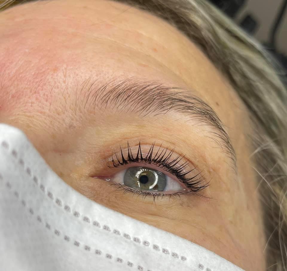 Rehaussement De Cils La Roche Sur Yon