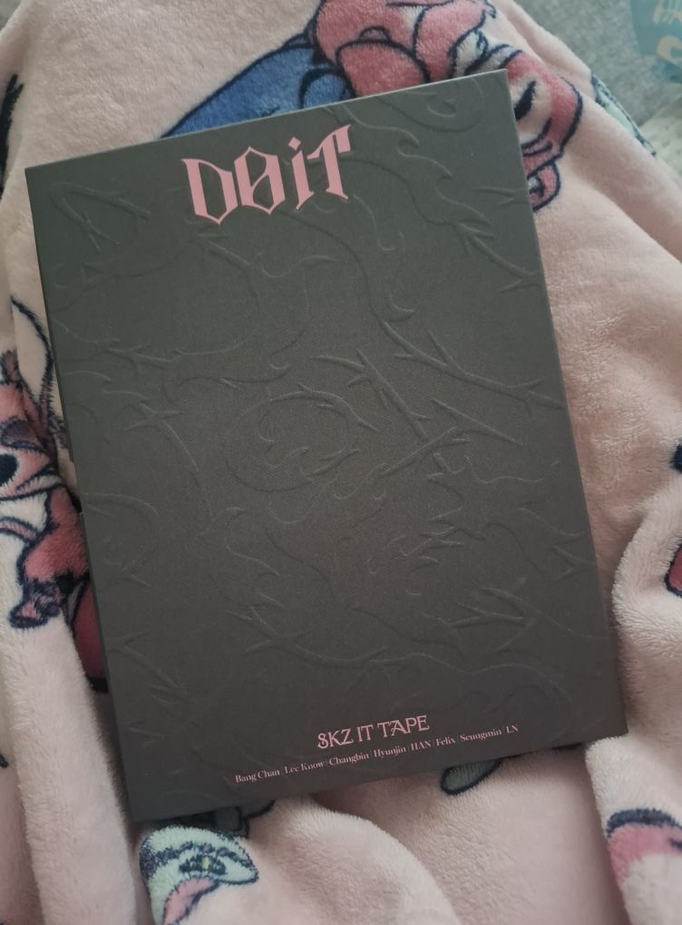 Early arrival of Stray Kids' SKZ IT TAPE album