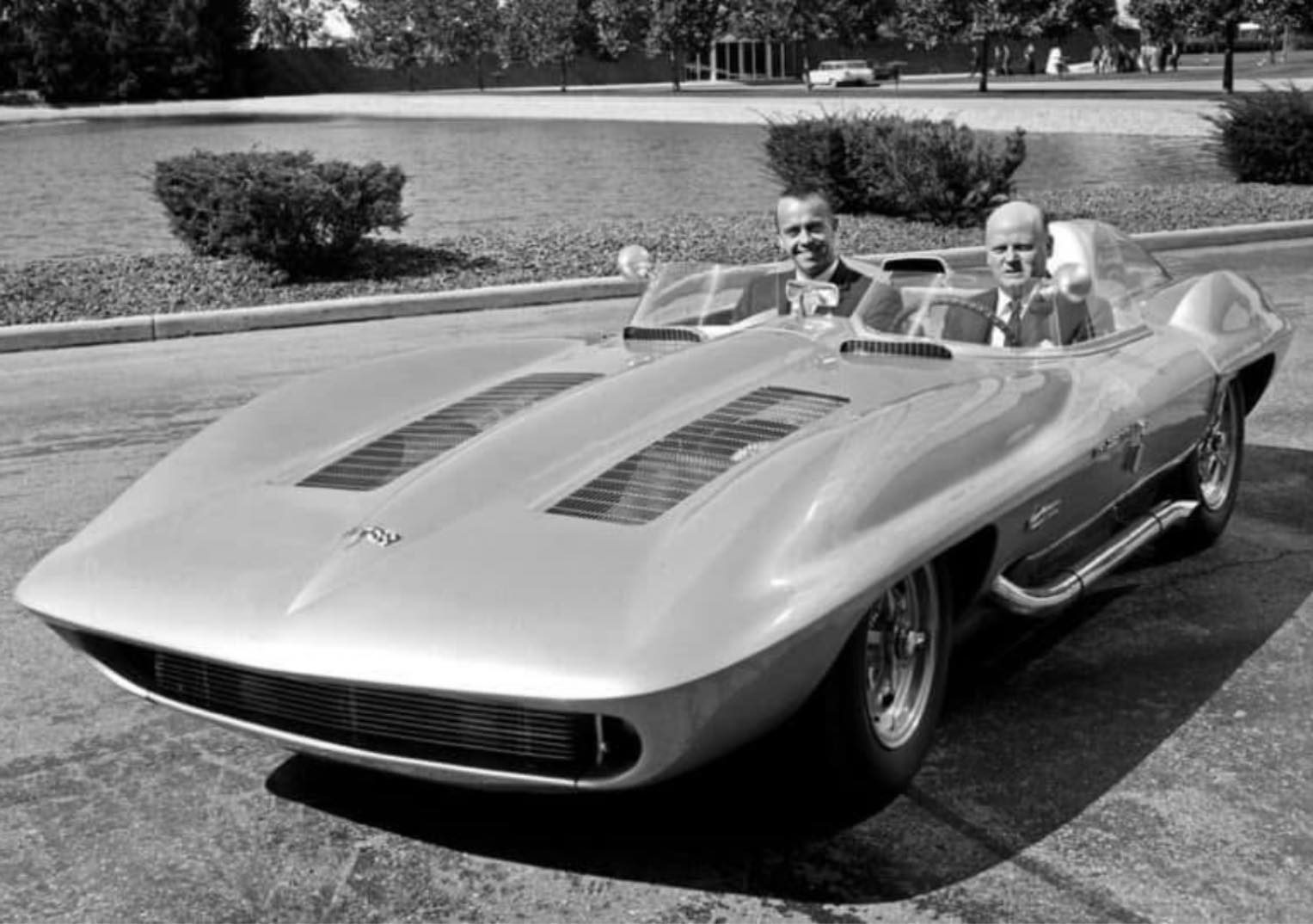 Bill Mitchell (head of design at General Motors) - 1959 Chevrolet
