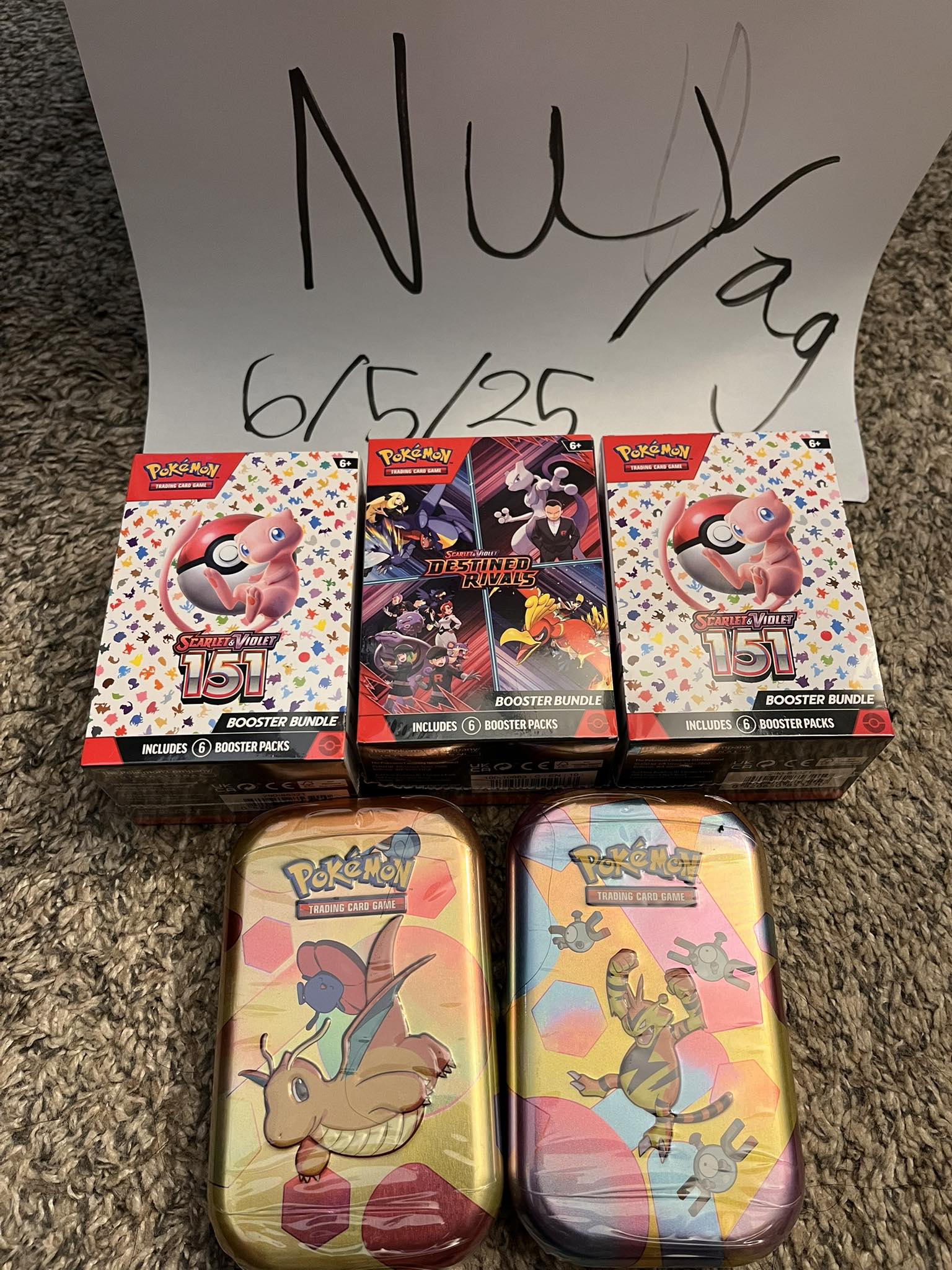 151 mini booster box Pokémon Tin and Blastoise ex in special cards with captivating illustrations Comment “151” and we'll send