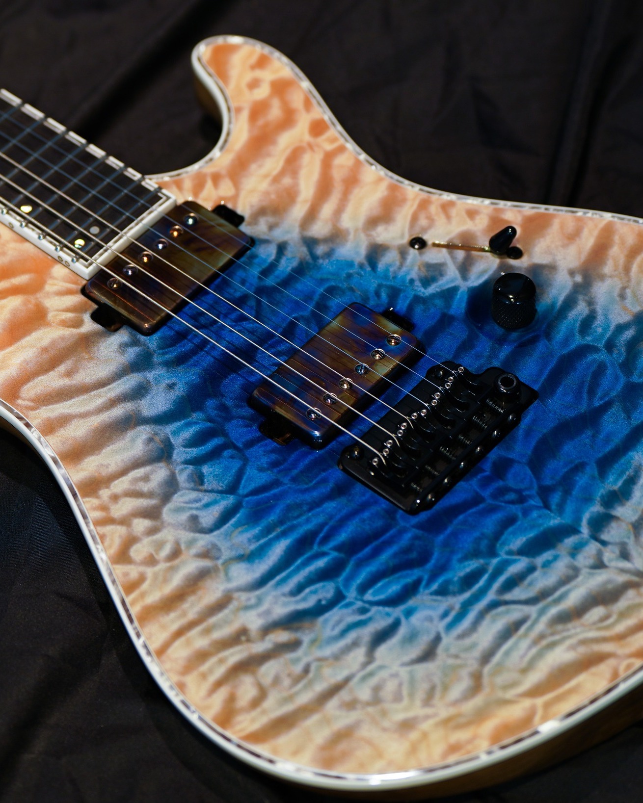 Mayones Regius V24 6 5A Grade Quilted Maple Top Trans Natural Fade