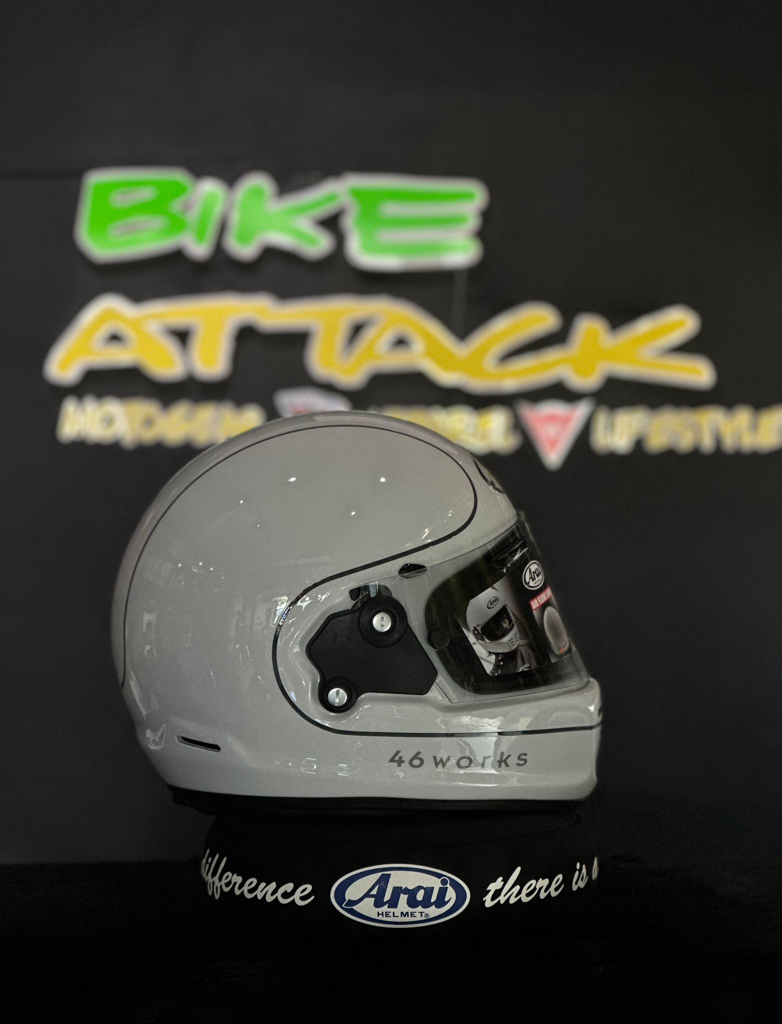 Arai Rapide Neo 46works Size Available: Medium & XL On hand, ready 