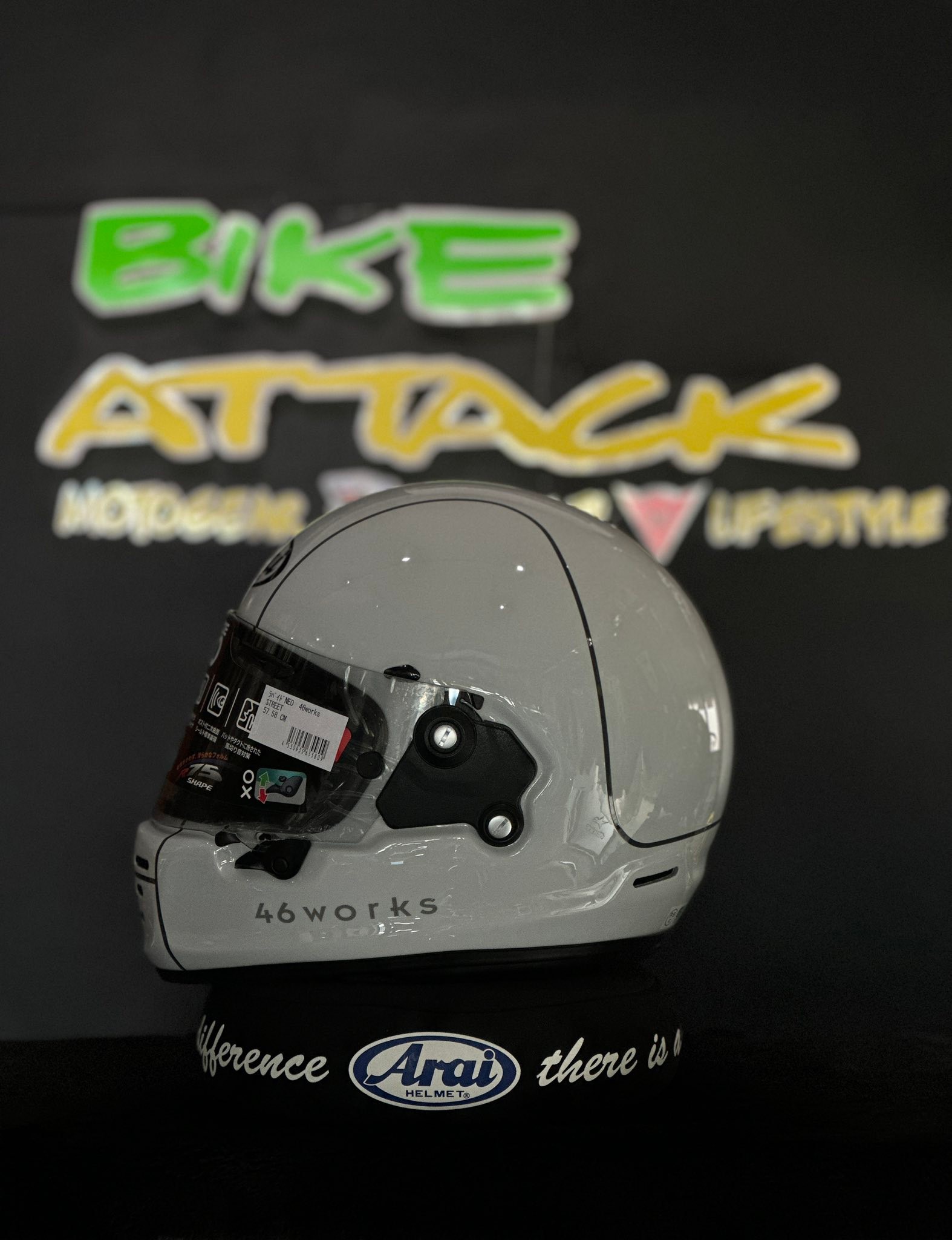 Arai Rapide Neo 46works Size Available: Medium & XL On hand, ready 