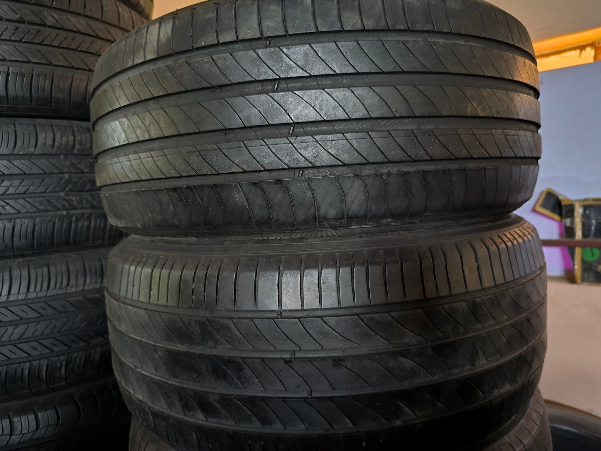 255/50/R20.Michelin Brand non used. Contact.30397866 | QAR400.00 