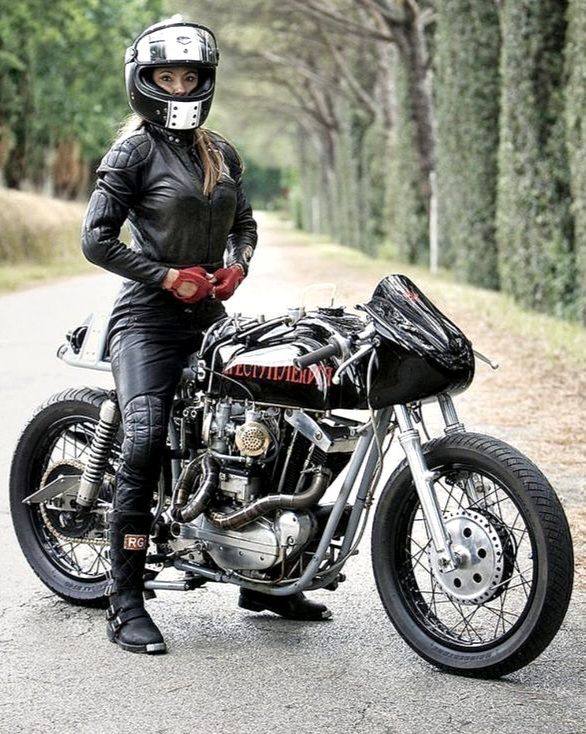 1966 Harley Davidson XLCH 