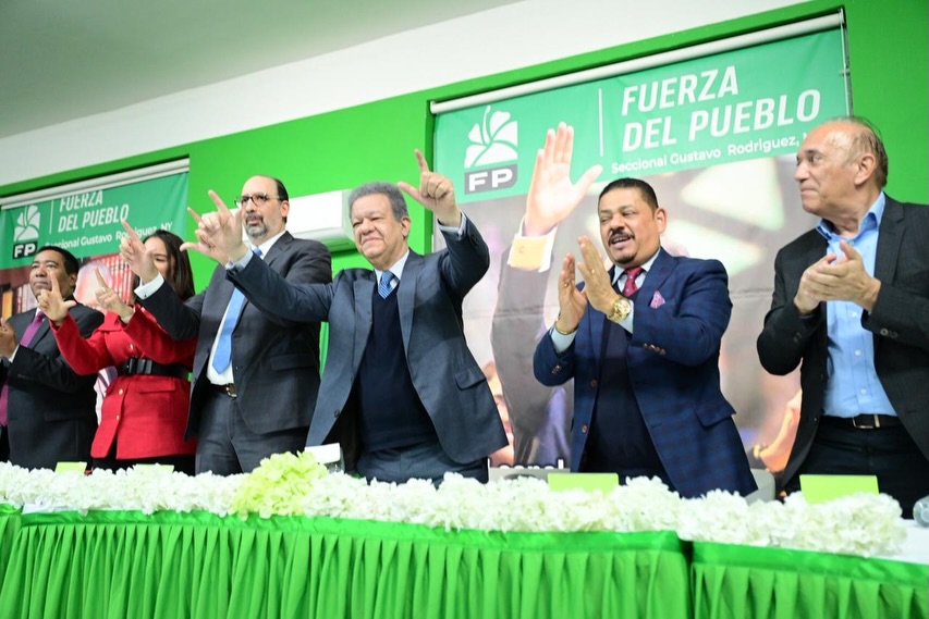 En la ciudad de Nueva York sostuve un... - Leonel Fernández | Facebook