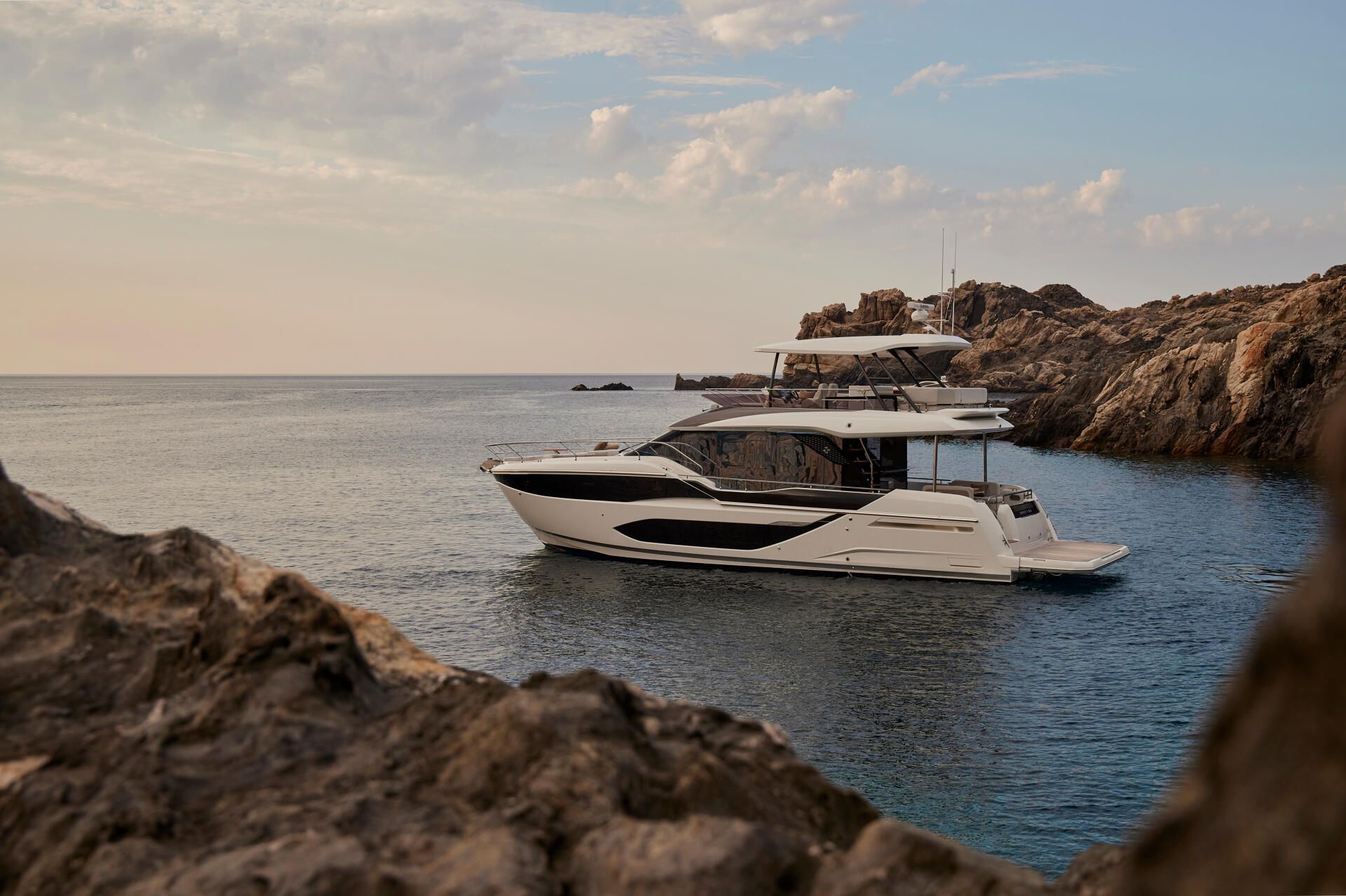 Big Splash headed to PK Lake!... - VIP Boats and Yachts PK | Facebook
