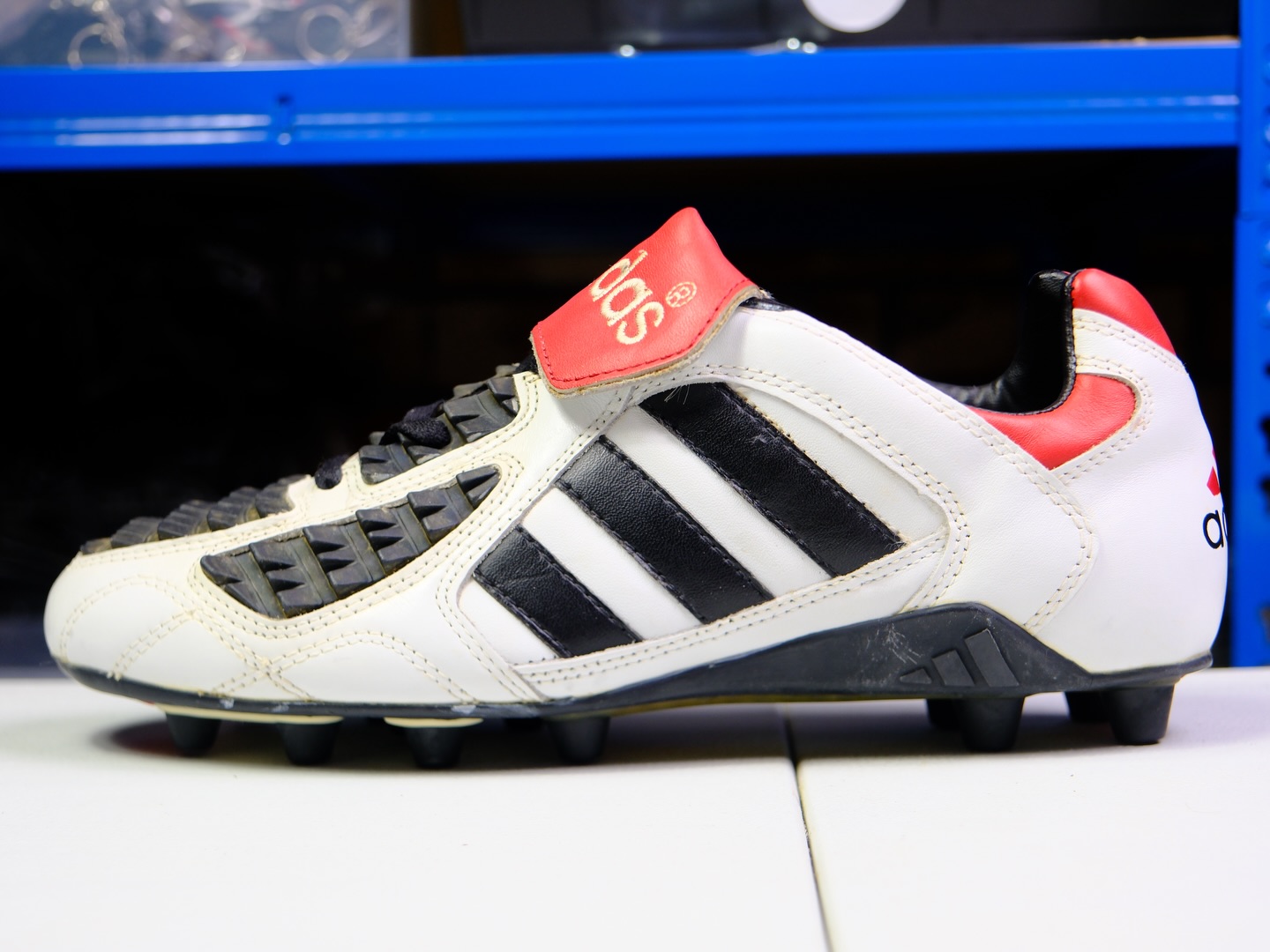 Rare white Adidas Predator Touch football boots