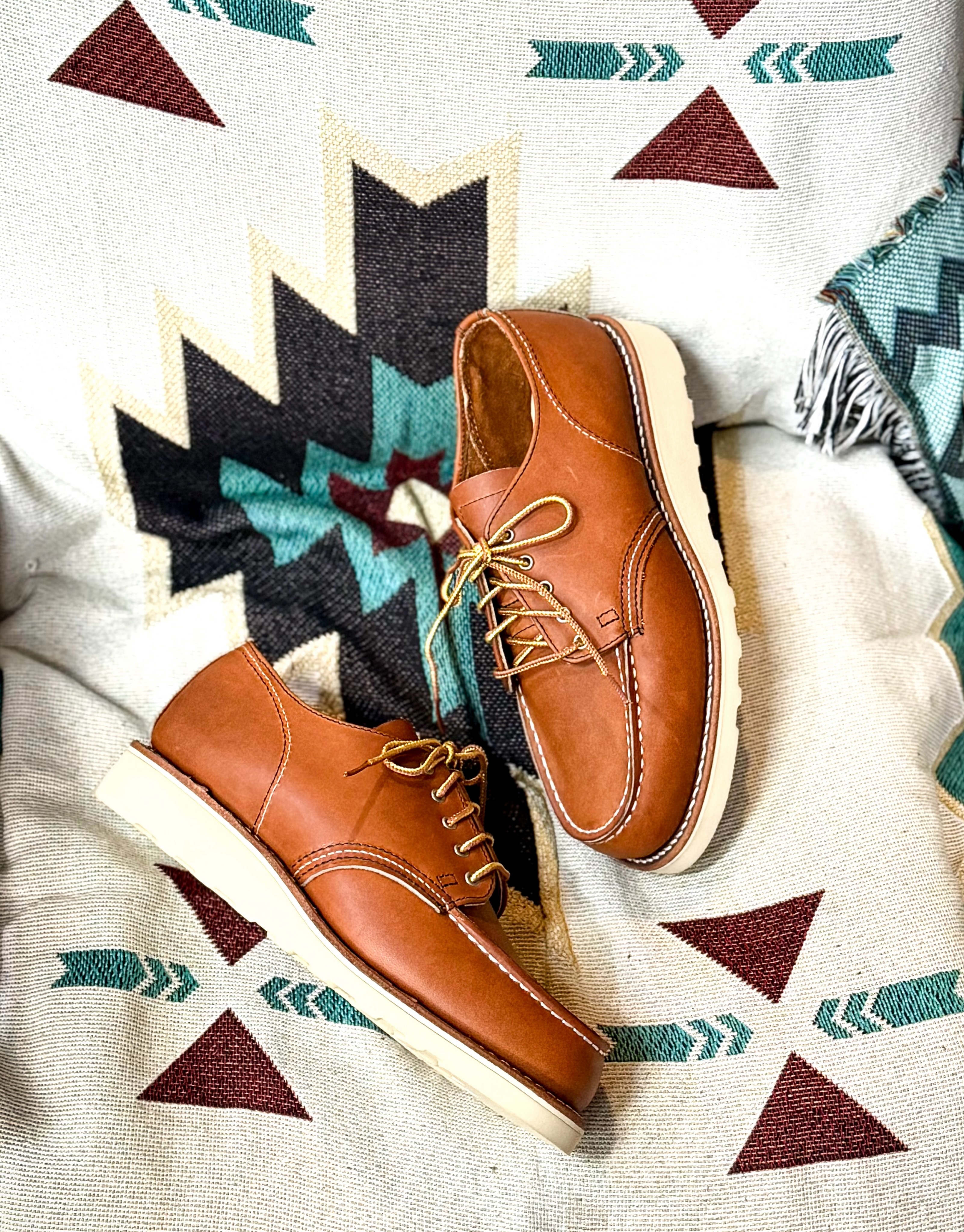 Red - Red Wing Mil-1 Blucher Oxford 9087 featured with Black