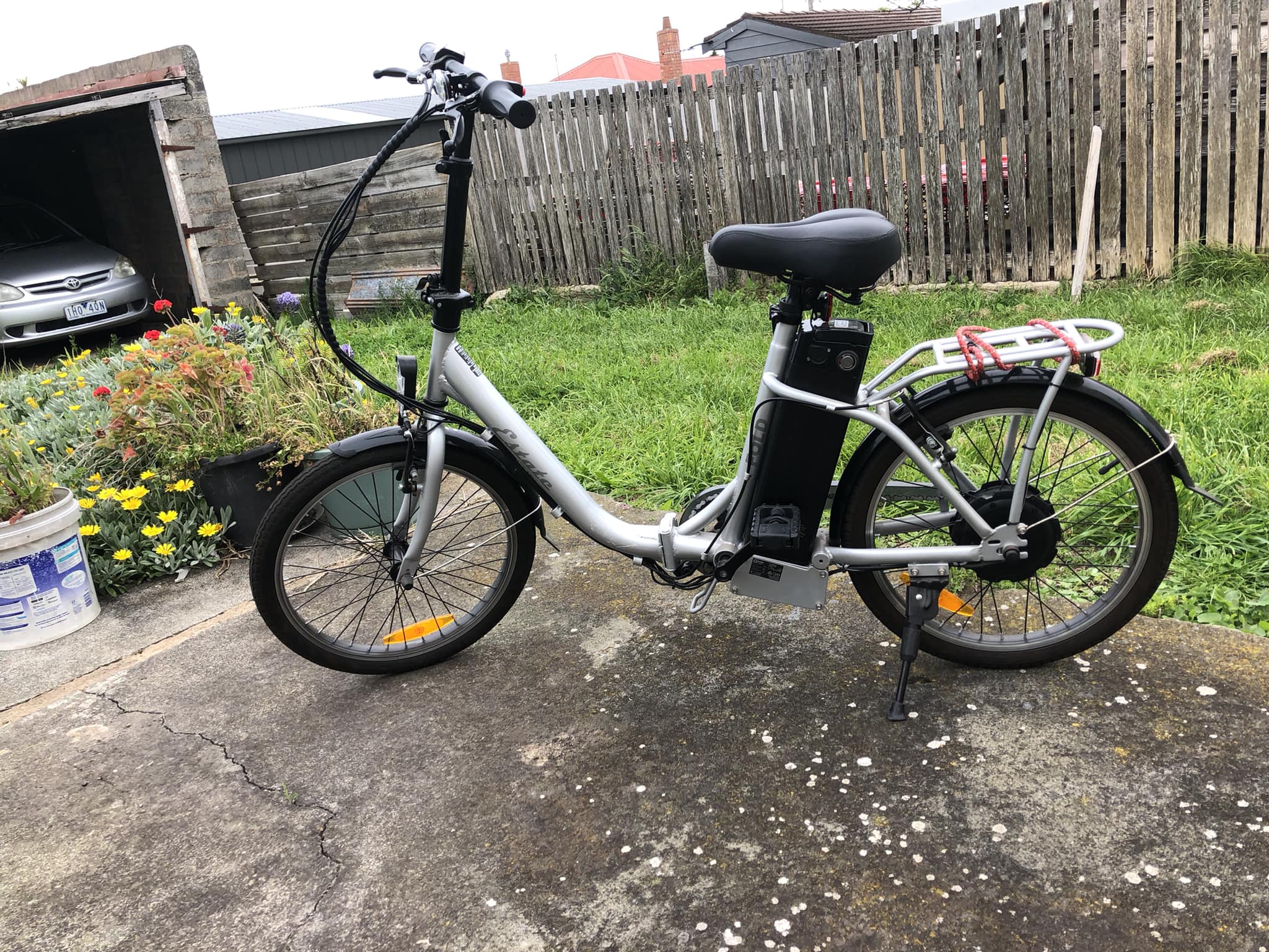 fahrrad kindersitz gepäckträger Thule Yepp 2 Maxi MIK HD Gepäckträger-Montage schwarz Options:Riot Suit with Riot Helmet / Vector Gloves Wie lange haltbar ohne Kina