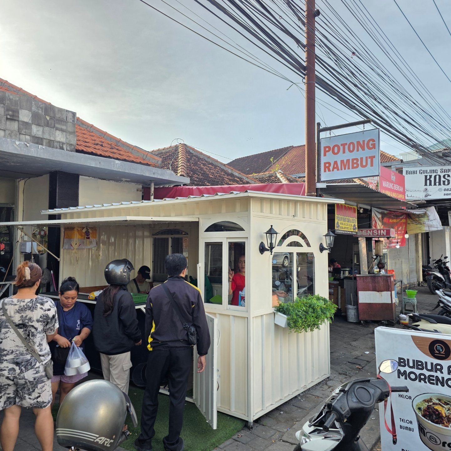 Moreng.bali | Mbali