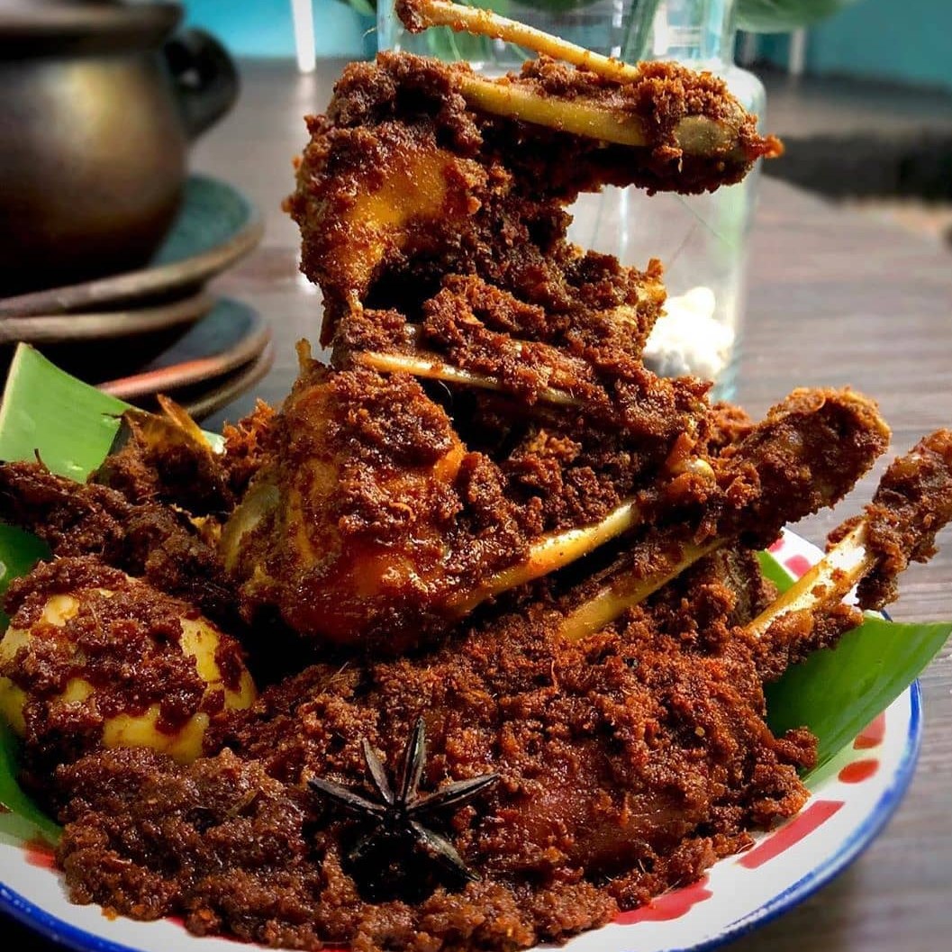 Resep - RENDANG AYAM KAMPUNG By: @cheche_kitchen Bahan : 1 ekor ayam ...