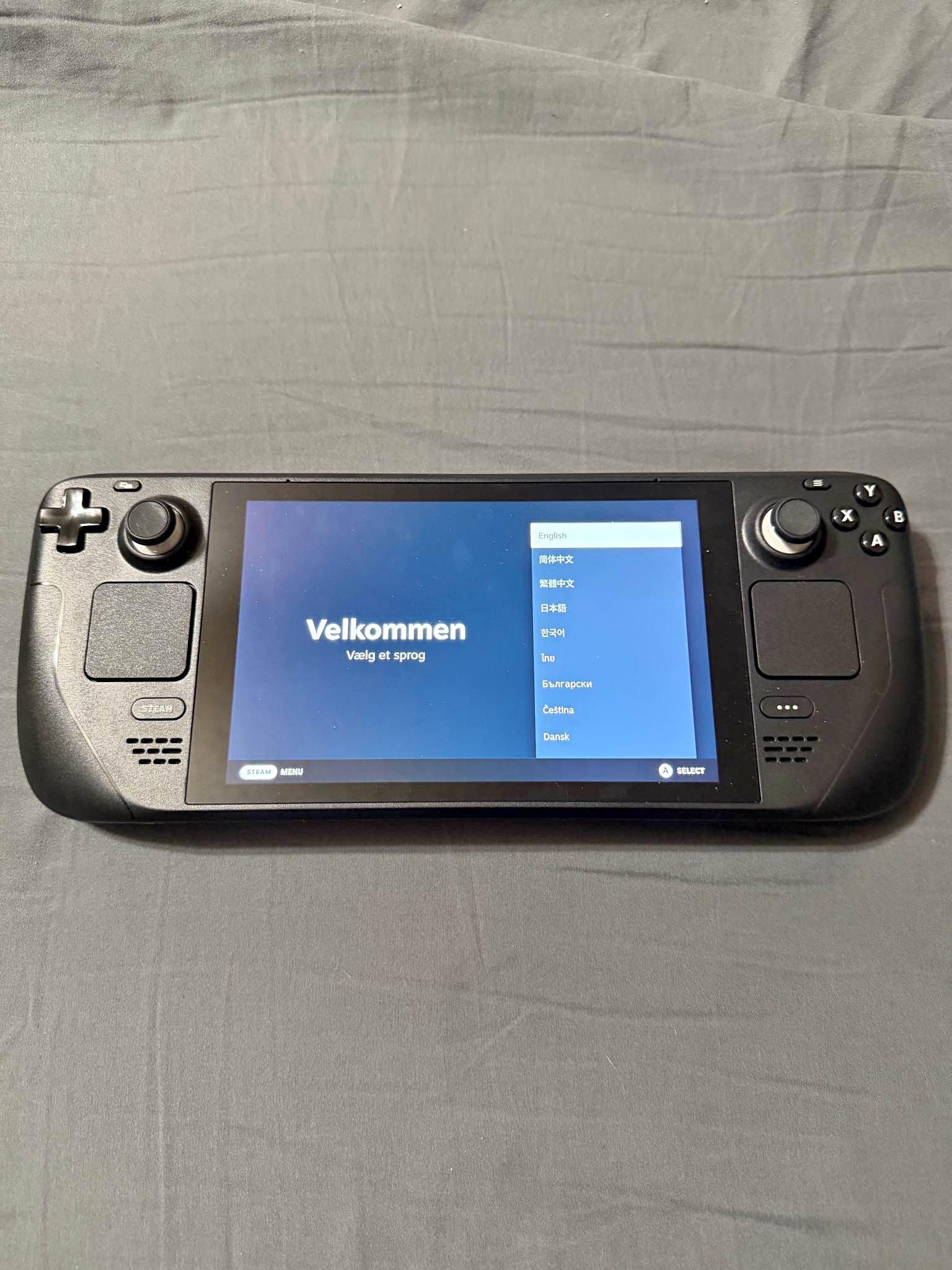 Valve Steam Deck LCD 256gb w/Case and 64gb Micro SD – Video Game 