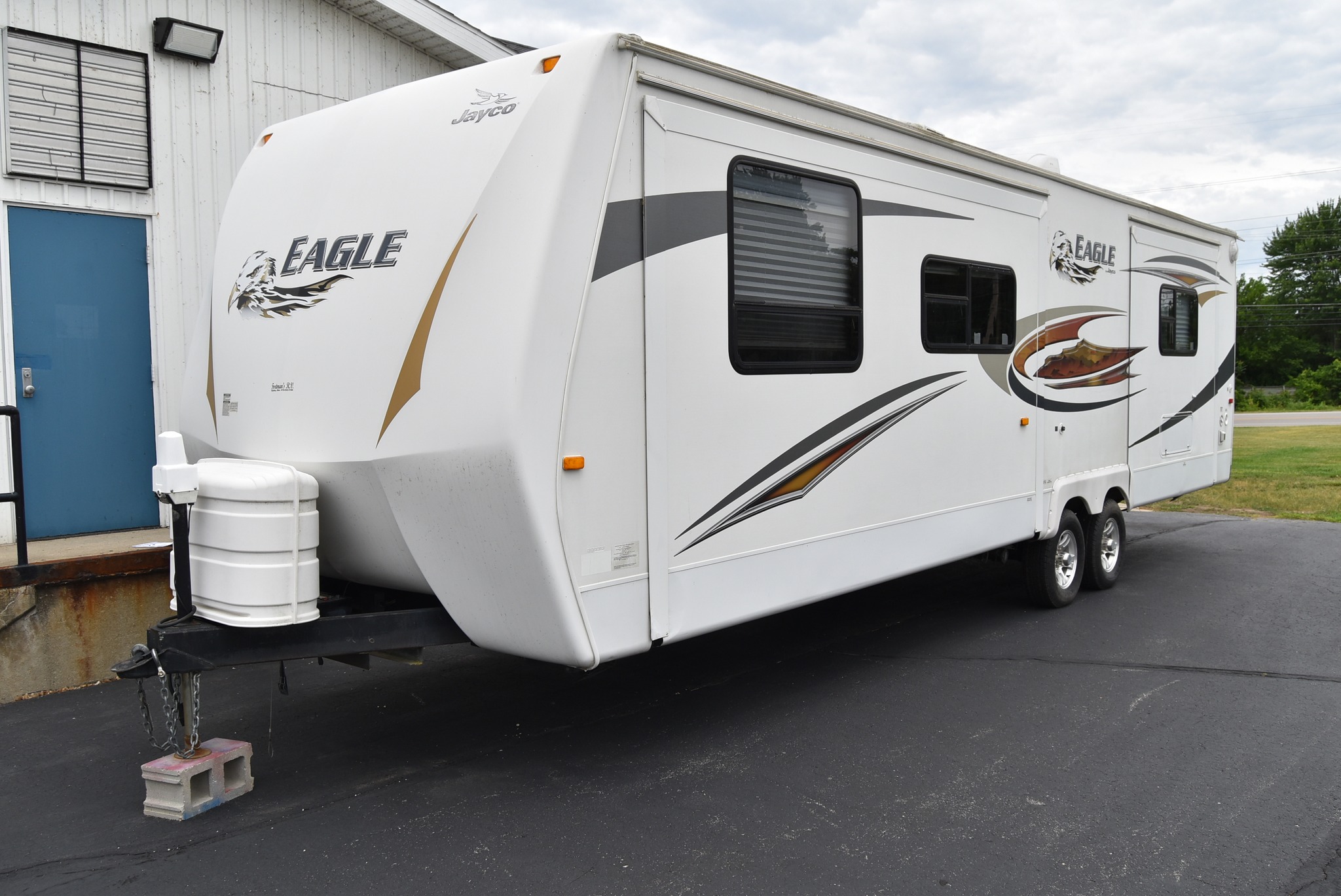 Online auction for hay and landscape equipment, vehicles and camper