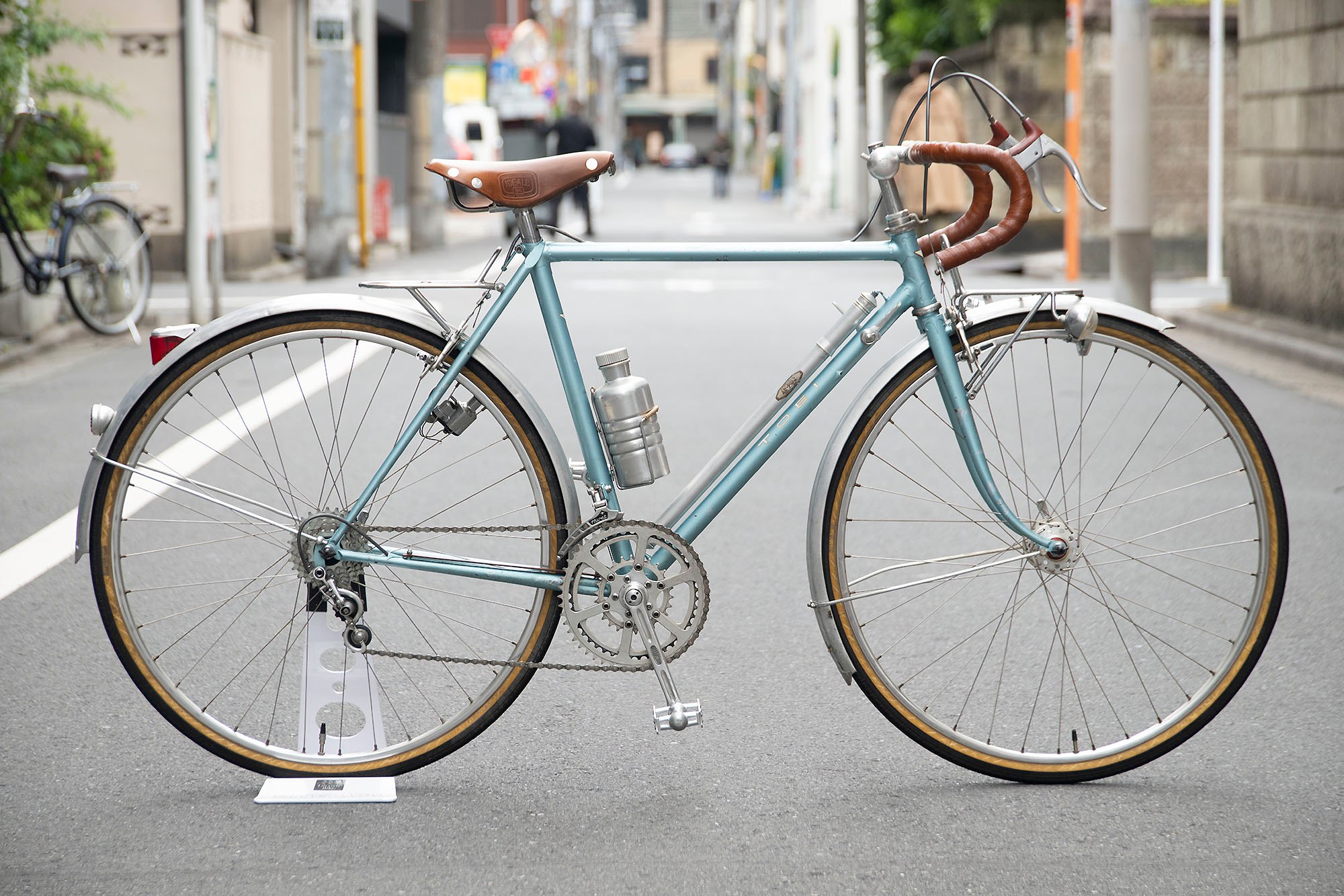 Velo sportif velo自転車 Velo Sportif クロスバイク ブラック 26インチの通販はau PAY マーケット - 輸入雑貨のネットストア Co Ltd au PAY マーケット 通販サイト
