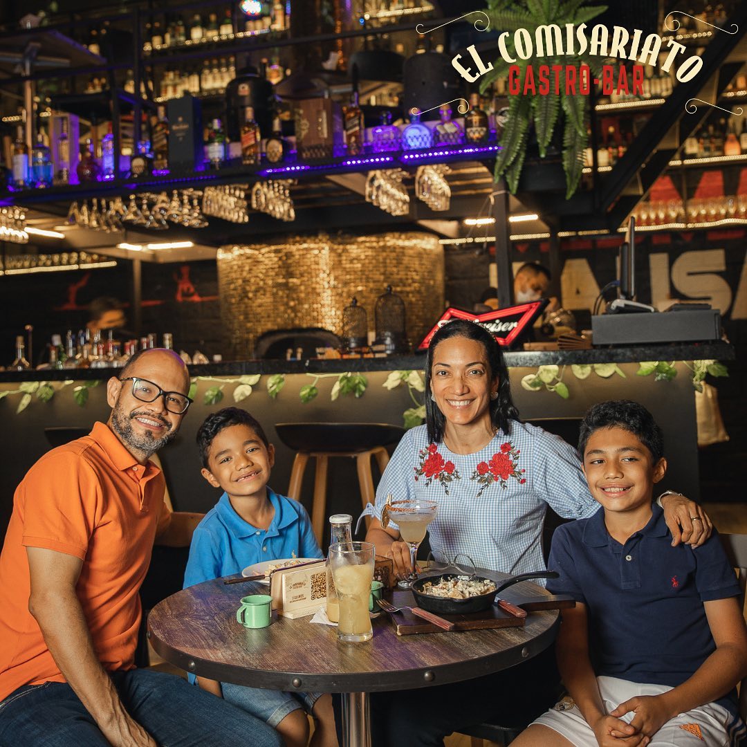 El Comisariato - Cada familia es única y especial....