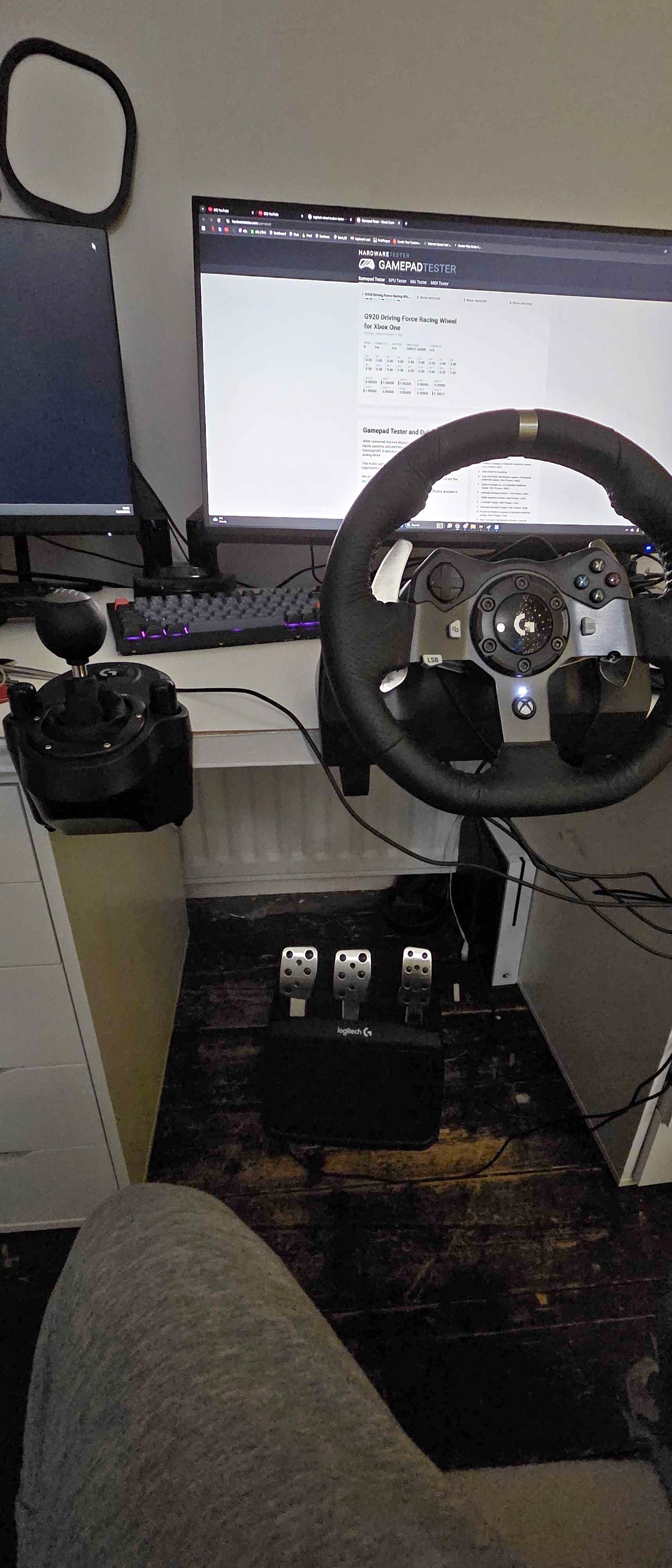G920 Logitech Driving Force Race Wheel + shifter - Controllers ...