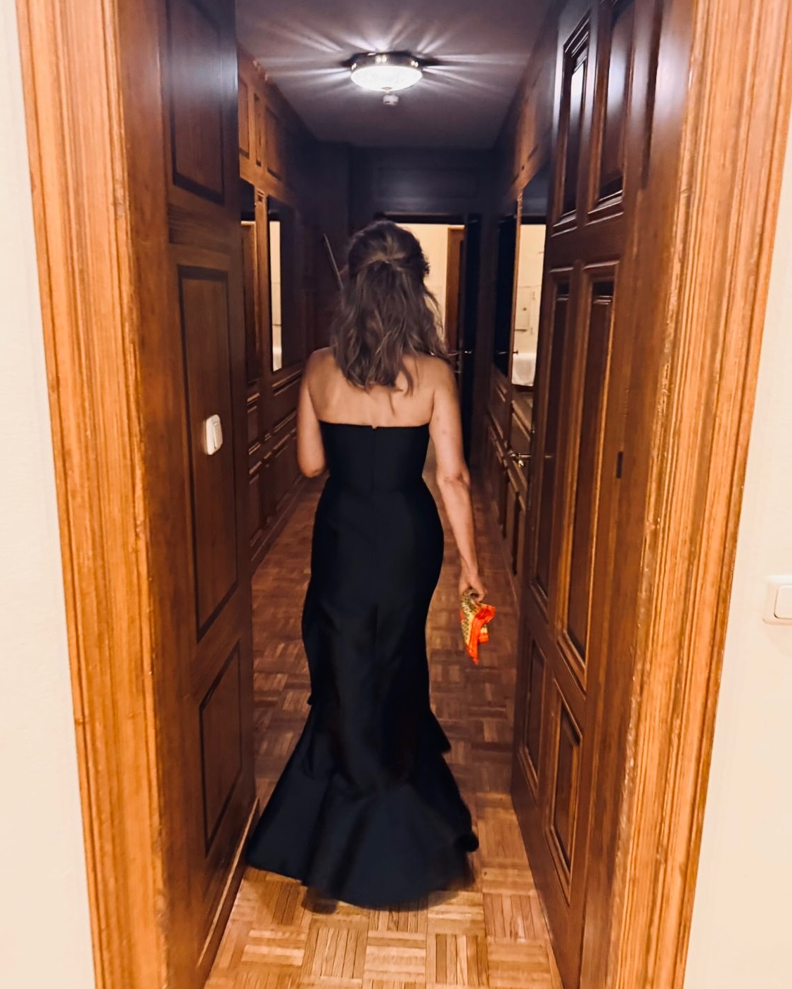 beige backless dress – M.C.THELABEL SIZE:18 Formal the fabric shifts like Sexy V-Neck Backless Short