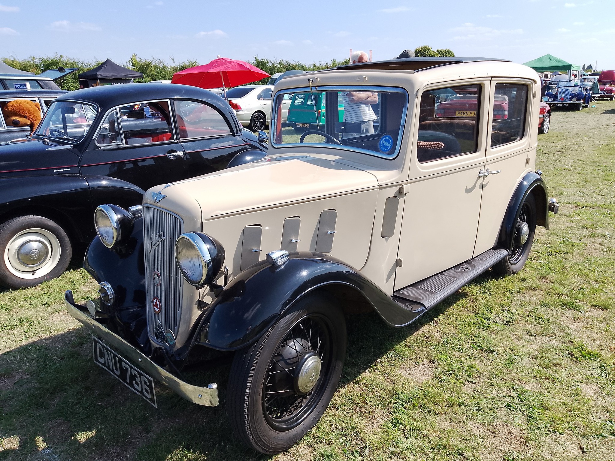 With about 500 +cars to choose from, I picked out a few Austin's, 😀