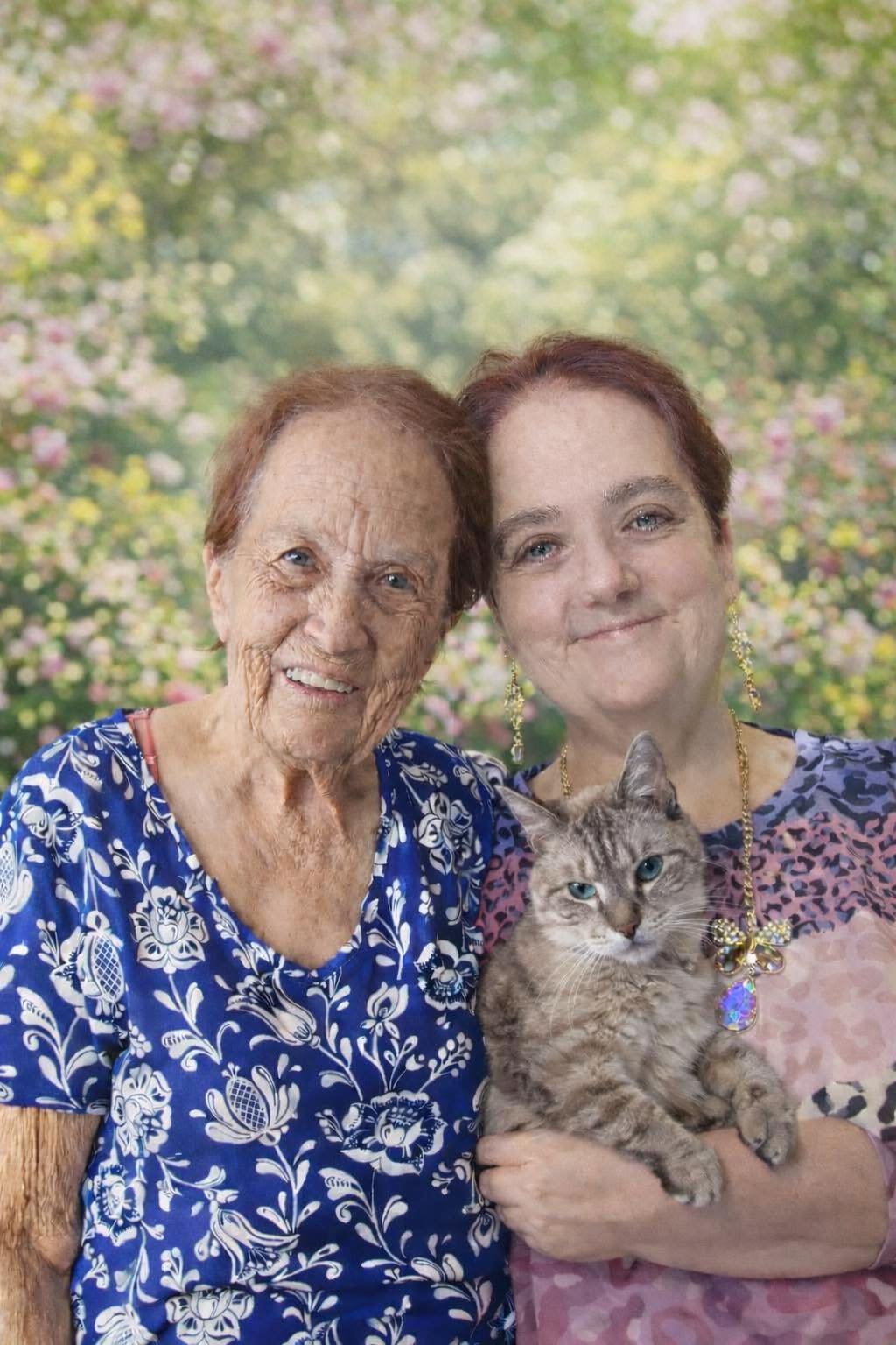 Hi everyone! I'm here to show love to and support my sister-in-law