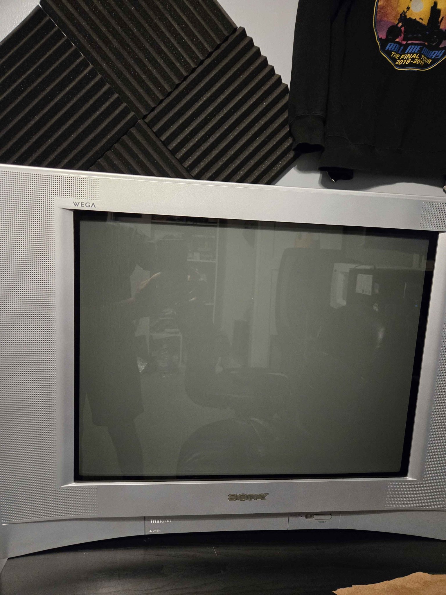 24 inch Trinitron Wega CRT - Televisions - Eaton, Indiana | Facebook ...