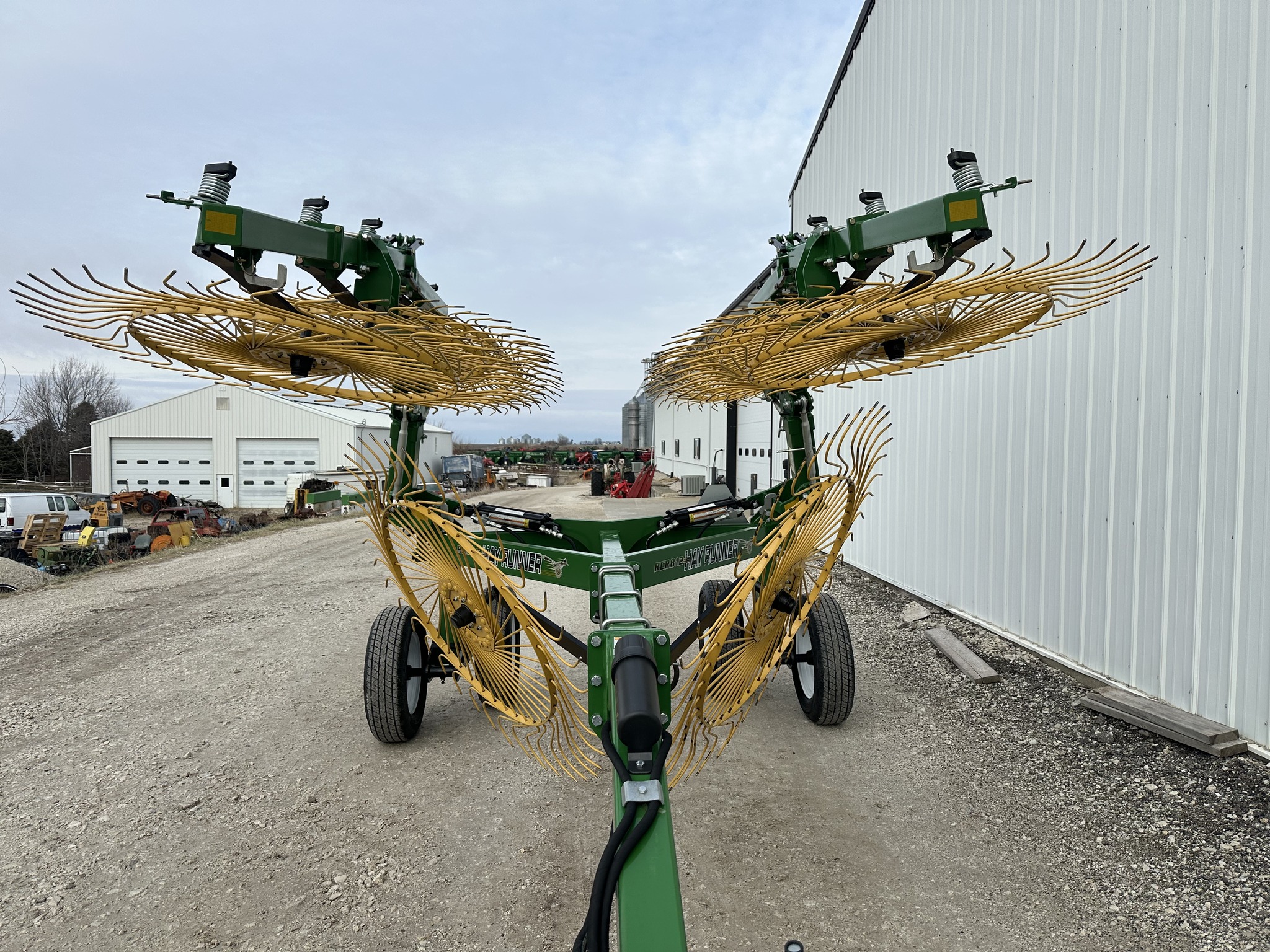 Used 2021 Ogden RCR812 10 Wheel Hay Runner Rake #16151 - Garden Tools ...