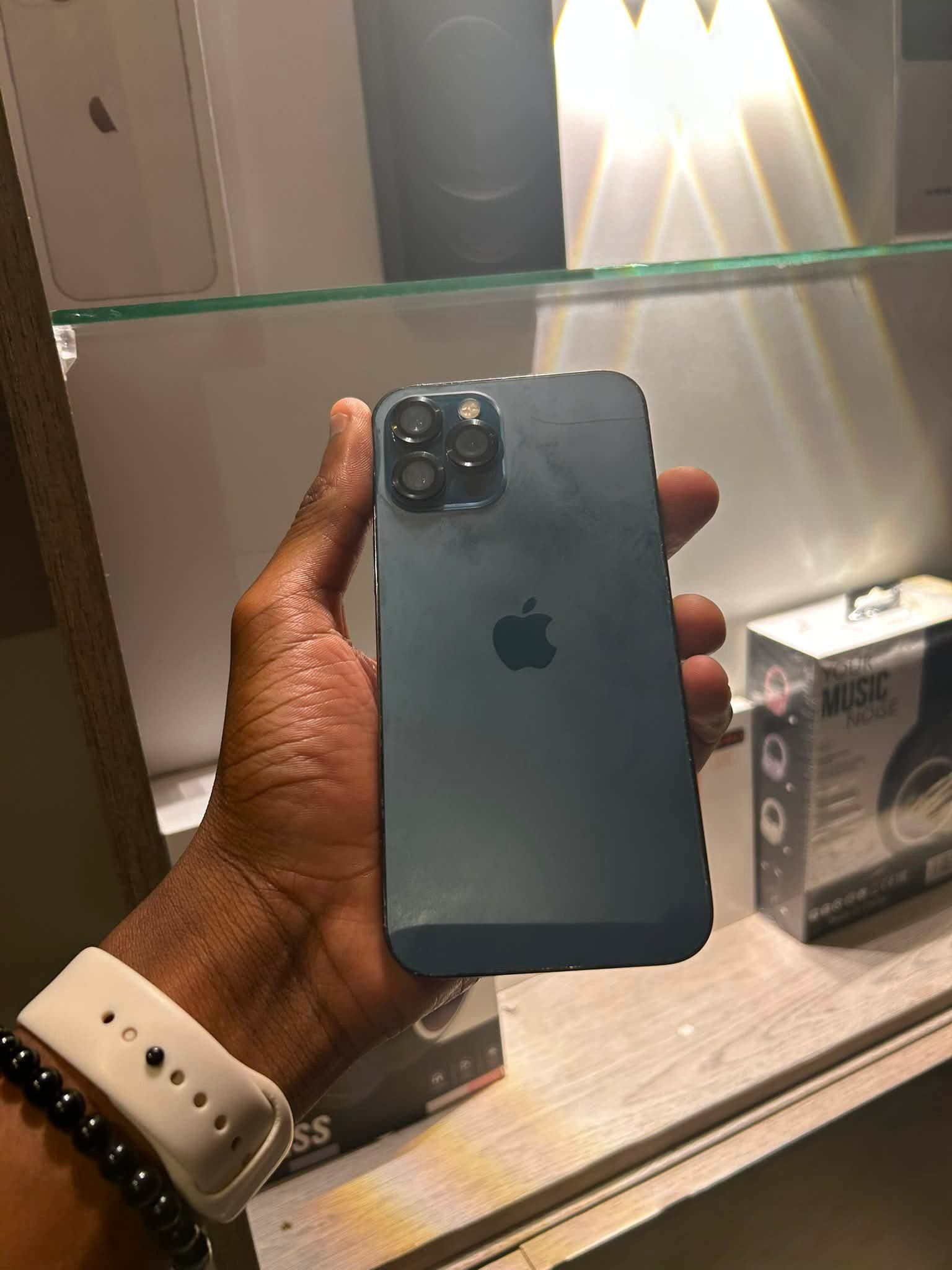 美品】iPhone 12 Pro 128GB Face ID正常 残債なし Apple iPhone 12 pro