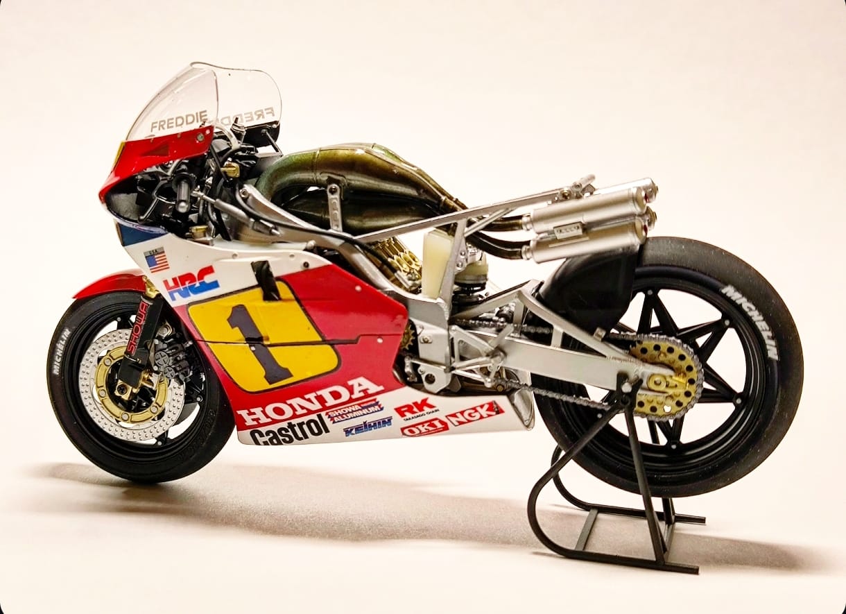 Tamiya 1:12 Honda NSR500 84' model build