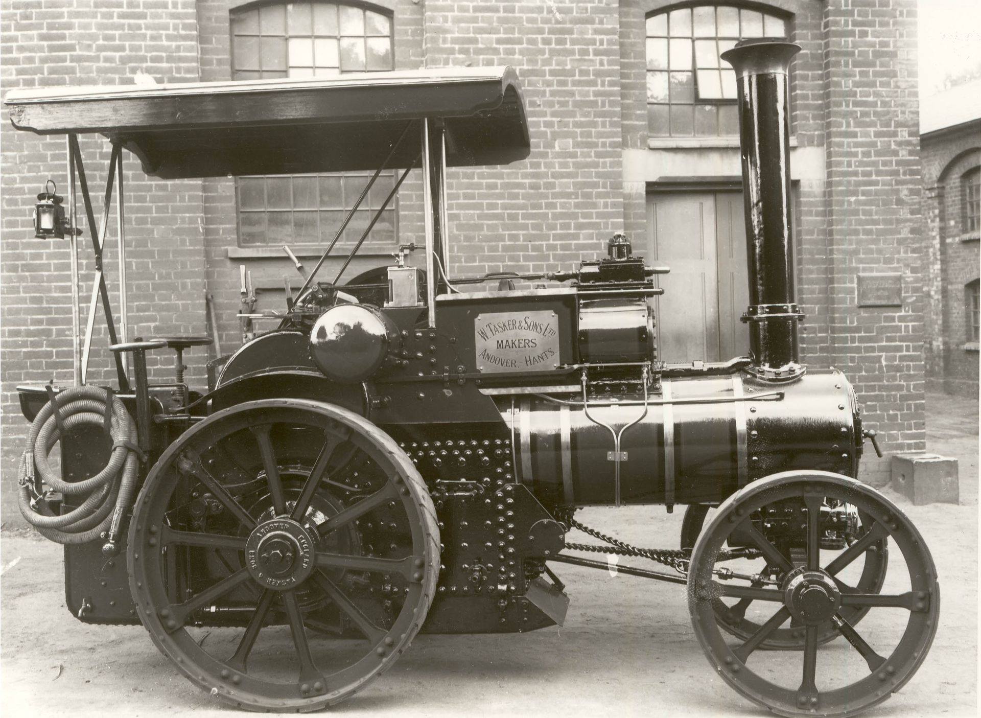 Transport In Old Photographs - A photograph showing a traction engine ...