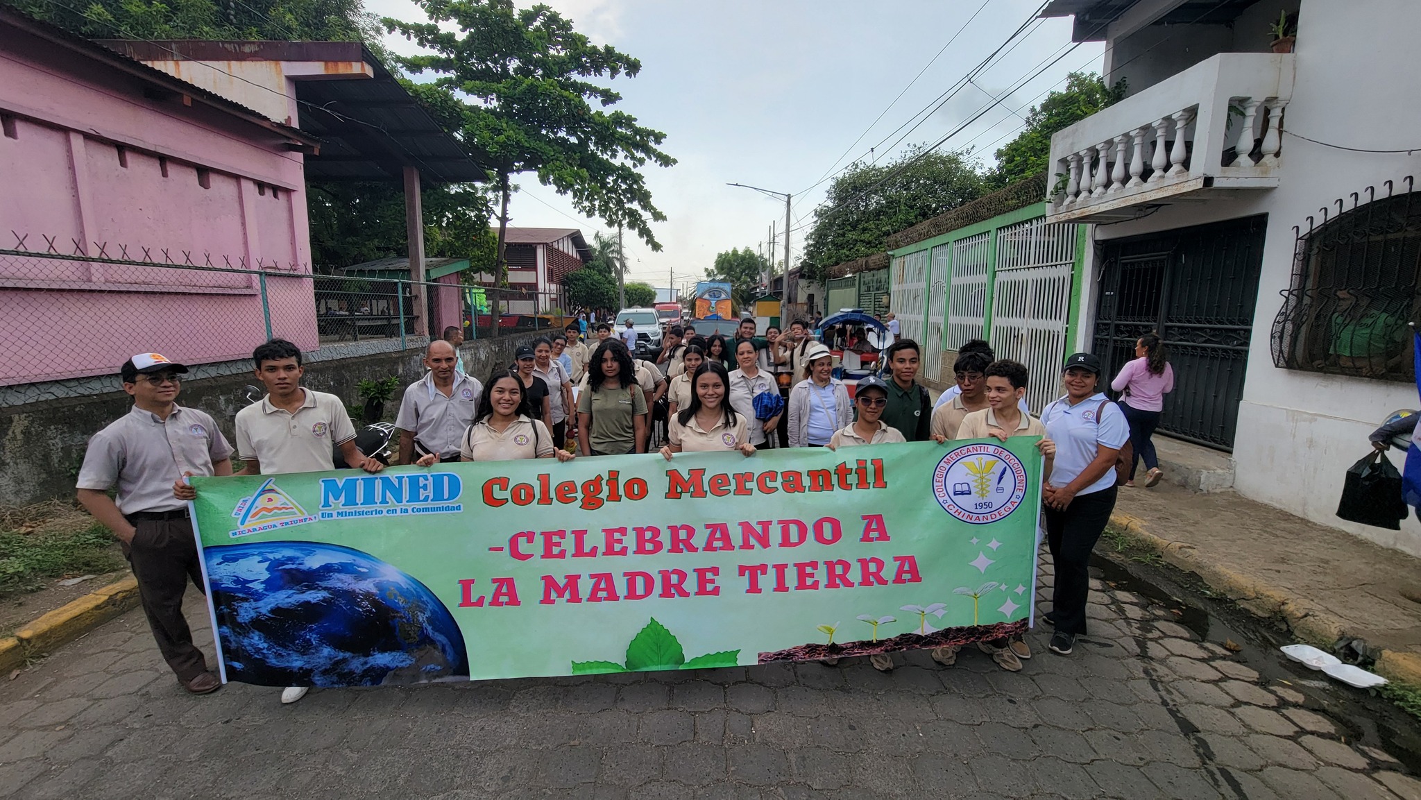 INTAE Colegio... - INTAE Colegio Mercantil de Occidente