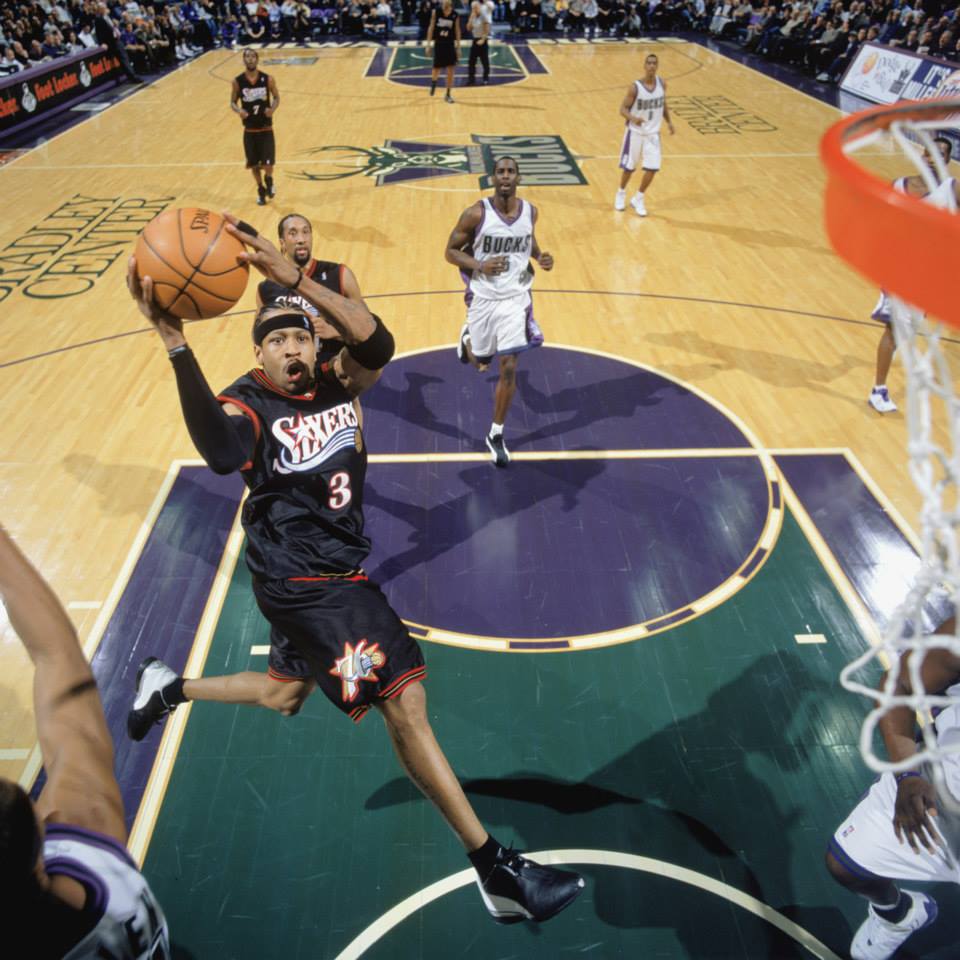 NBA - 1714373GD_AN007829004 MILWAUKEE - JANUARY 28: Allen Iverson