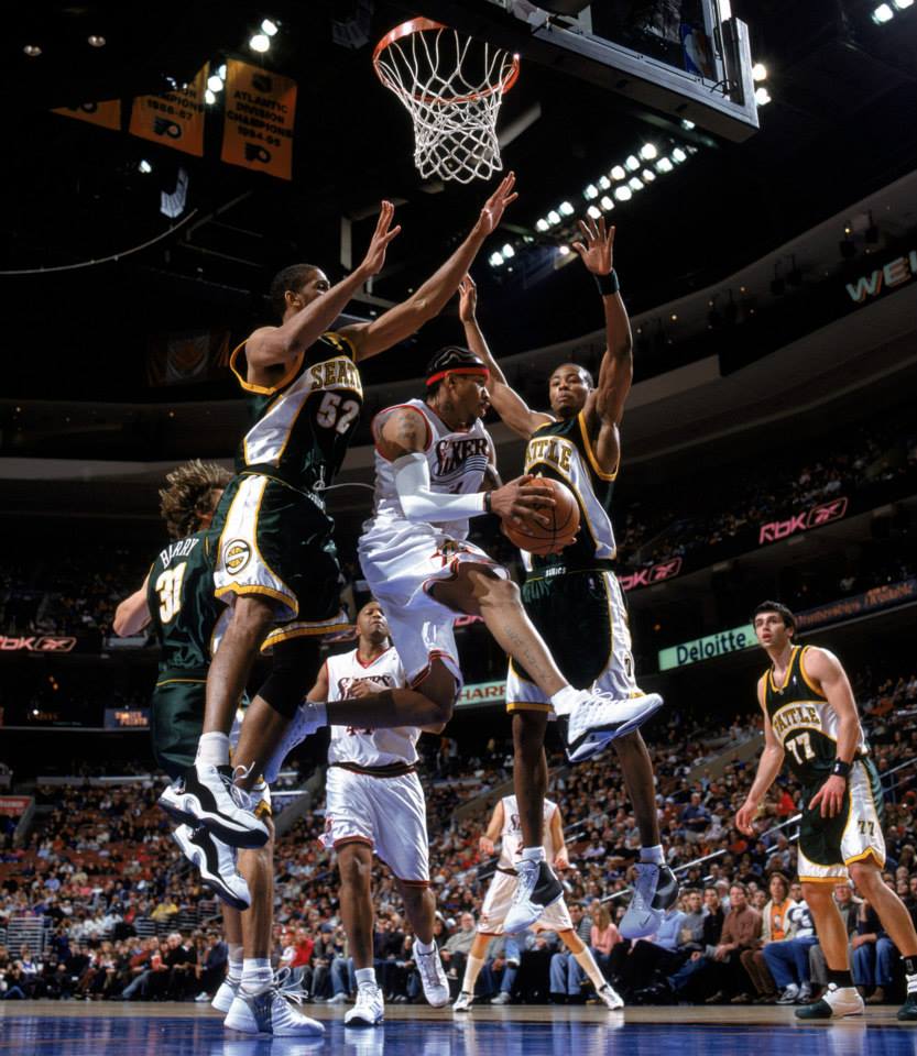NBA - 2838688JG_AN015271001 PHILADELPHIA - JANUARY 19: Allen