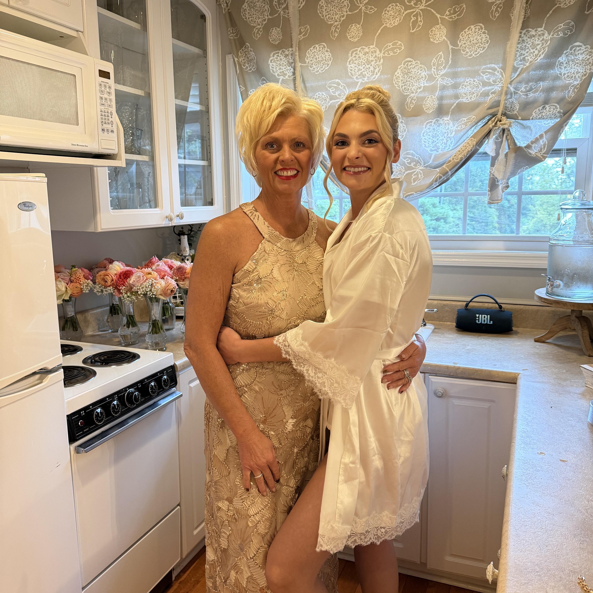 Christy Hambel - 🏡 ️ CONGRATULATIONS, COLTON & TAYLOR! ️🏡... | Facebook
