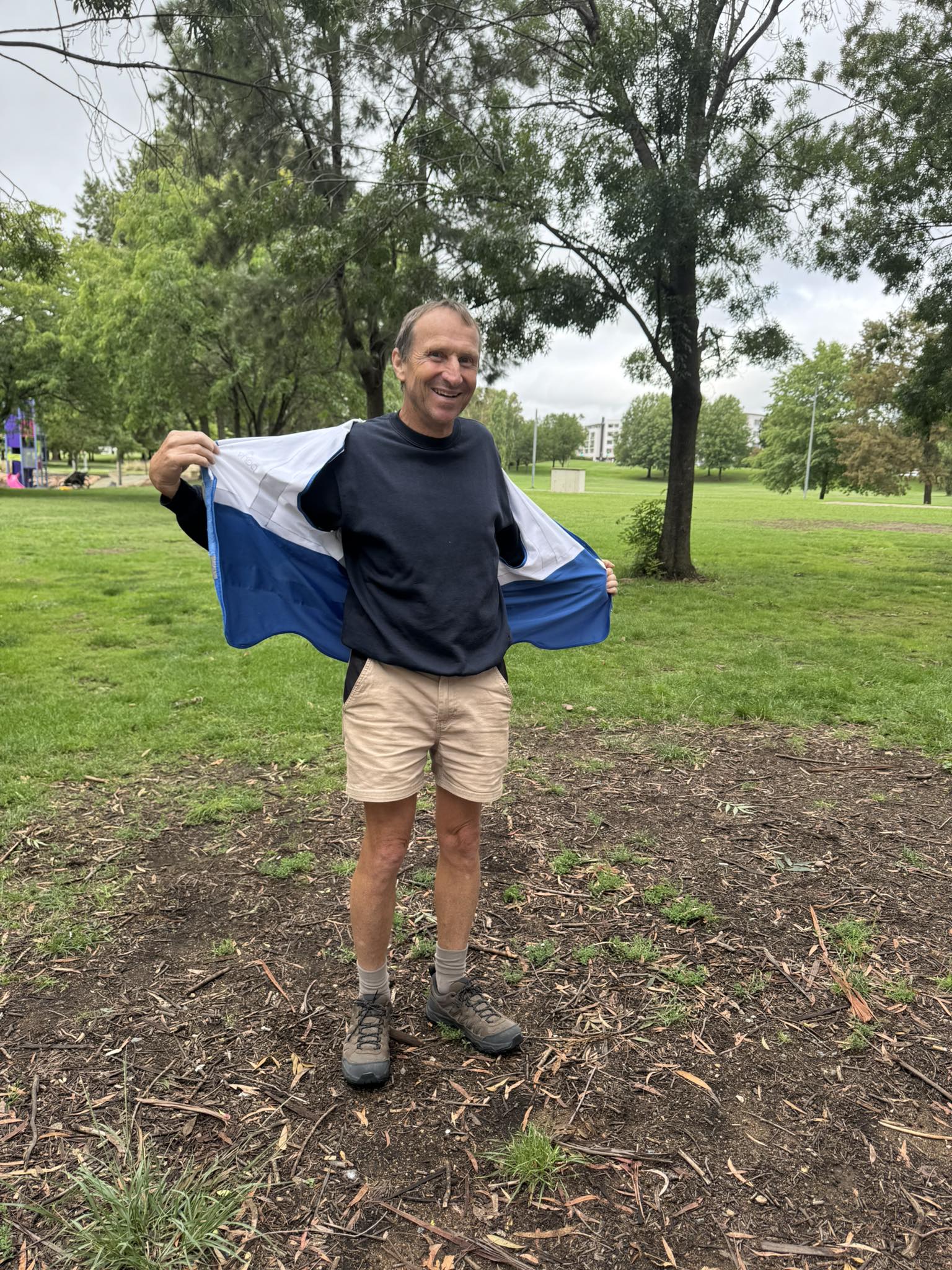 Tuggeranong - Nigel taking off his RD jacket for the last time (or so ...