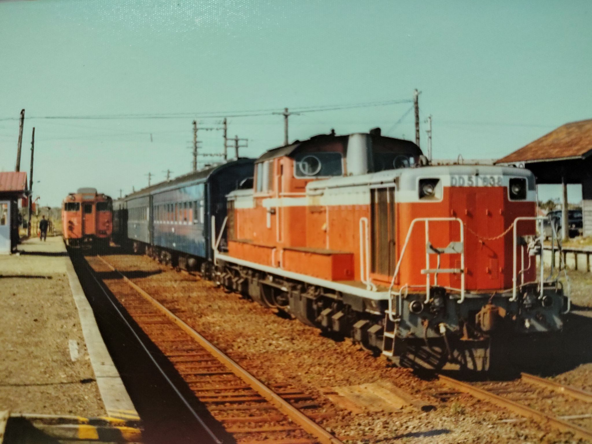 こんにちは今日は1981年10月7日根室本線厚床駅根室行普通441レ牽引