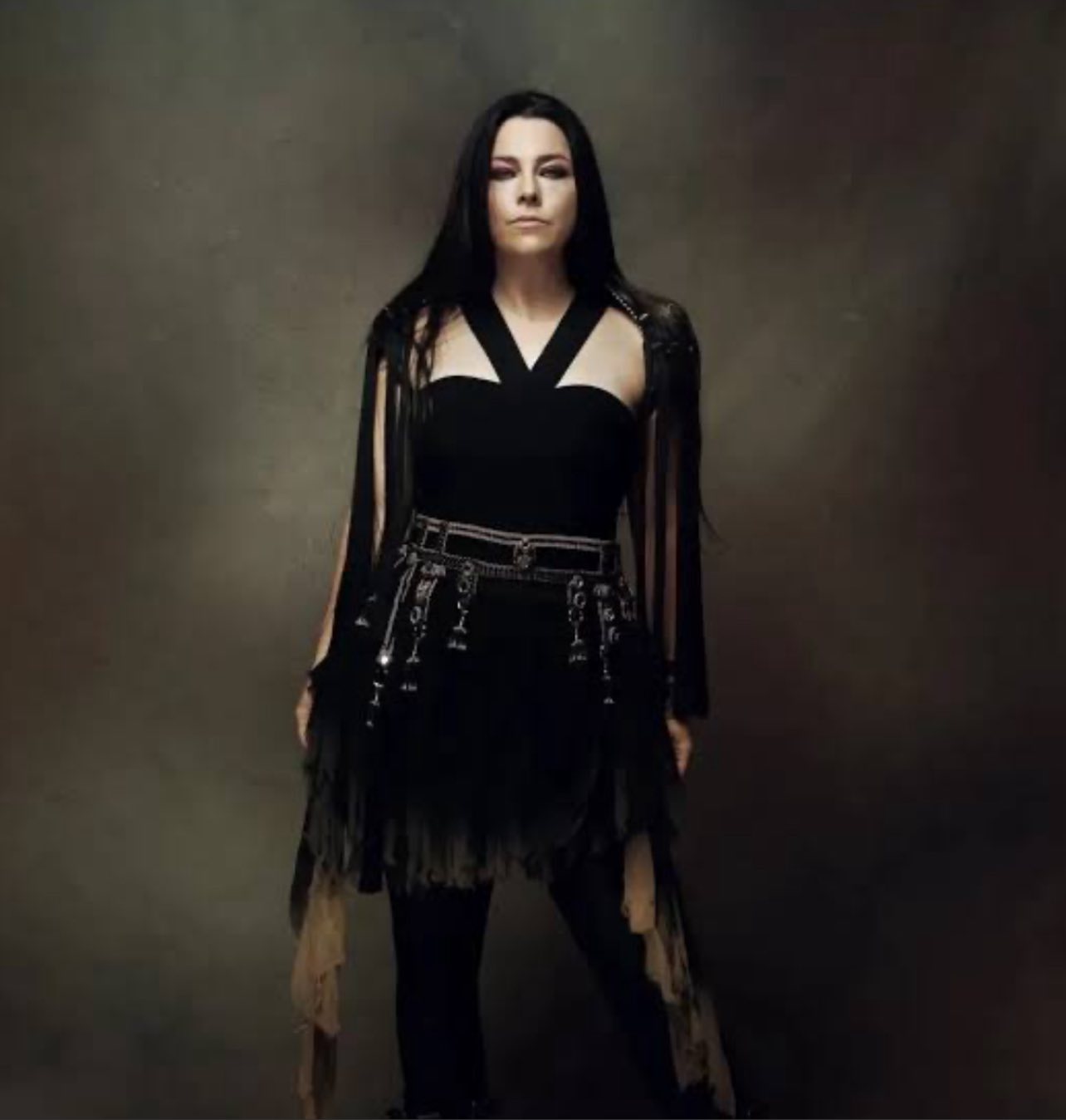 amy lee black dress (Evanescence)❤️‍🔥🎙️ #fblifestyle #Evanescence #amylee Distressed level:Medium (some) women's apparel gothic amy lee outfits VTG Alex Evenings Gown Need it Fast