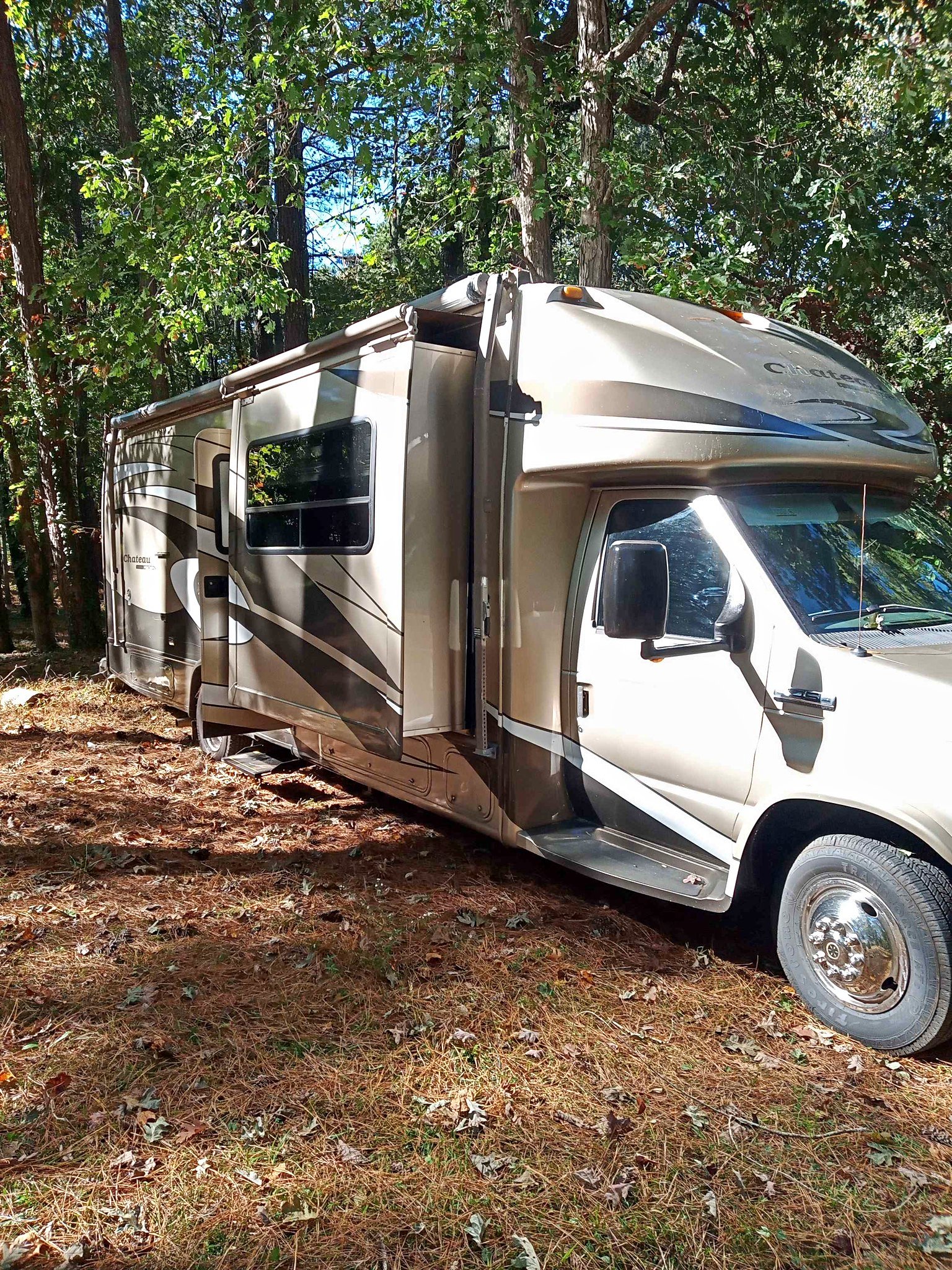 08 Chateau Citation Class C RV in excellent condition clear title - RVs ...
