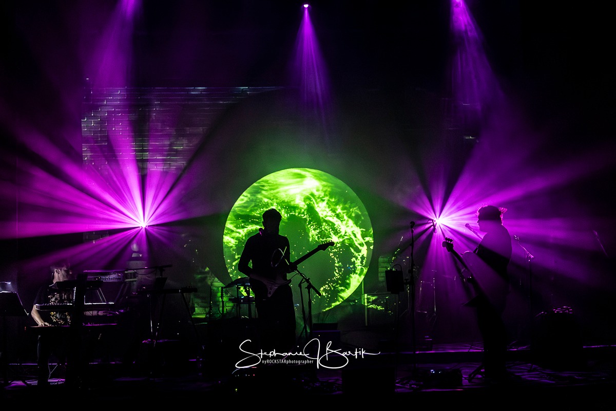Run Rabbit Run a Tribute to Pink Floyd Live at Wicked