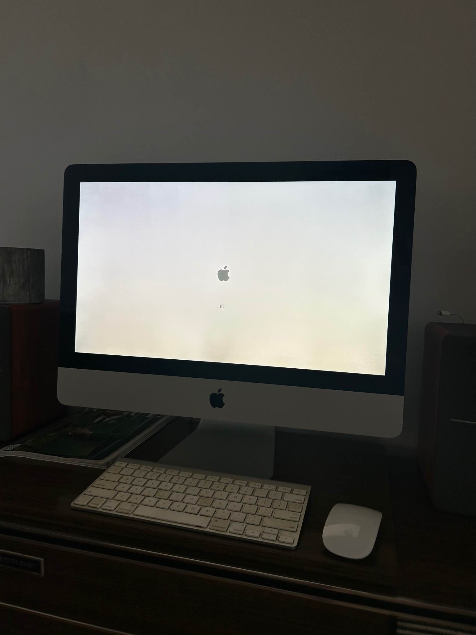 Apple iMac 27” / 21.5” (Late 2009) – Working - Desktop Computers ...