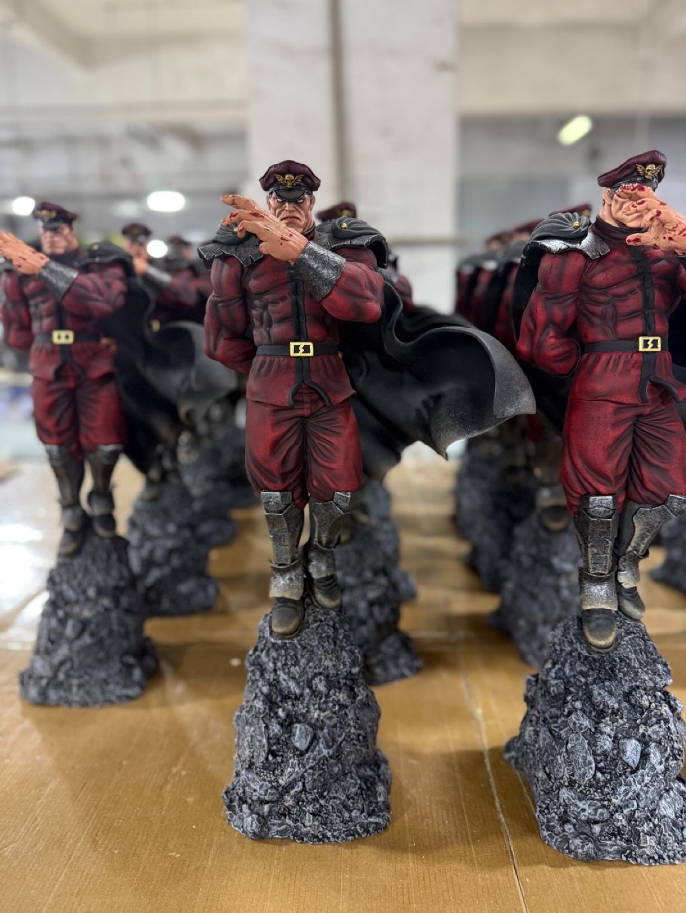 SynQ-Lab - The Sagat on the right is a mass-produced item made by