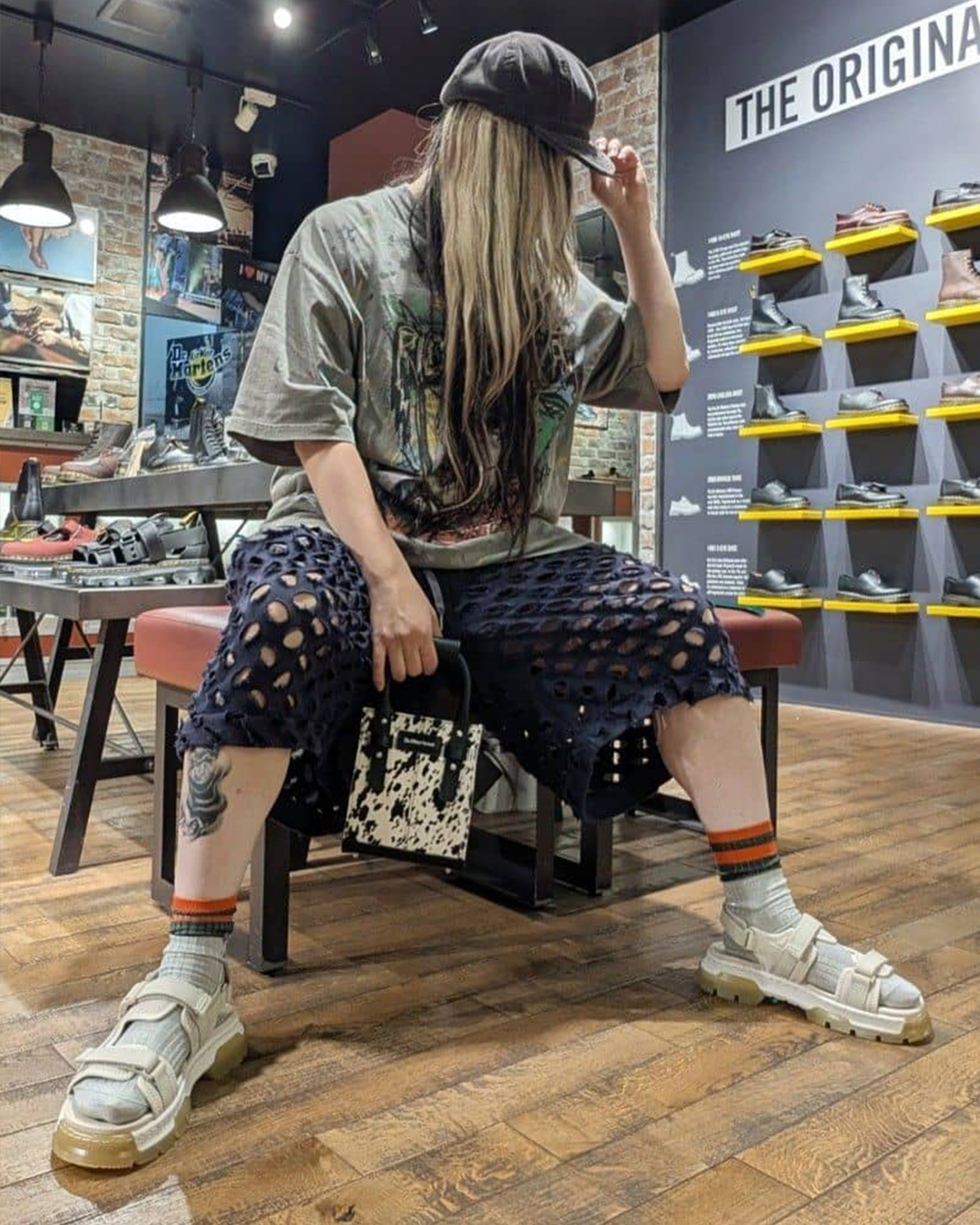 Dr.Martens - DR.MARTENS HIROSHIMA 〒730-0035 広島県広島市中区本通4