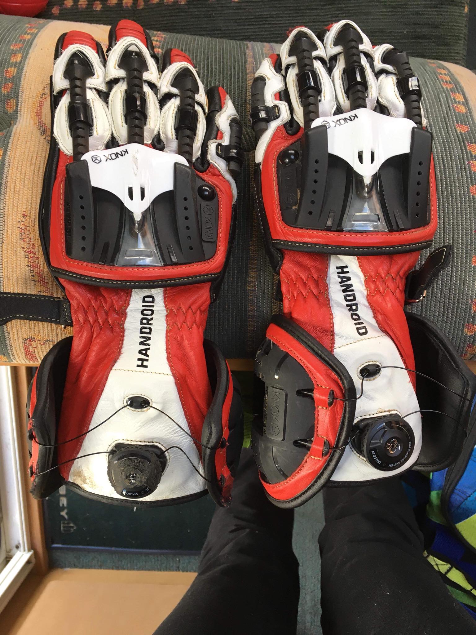 We review the Knox Handroid MK5 gloves after 2500 miles of riding