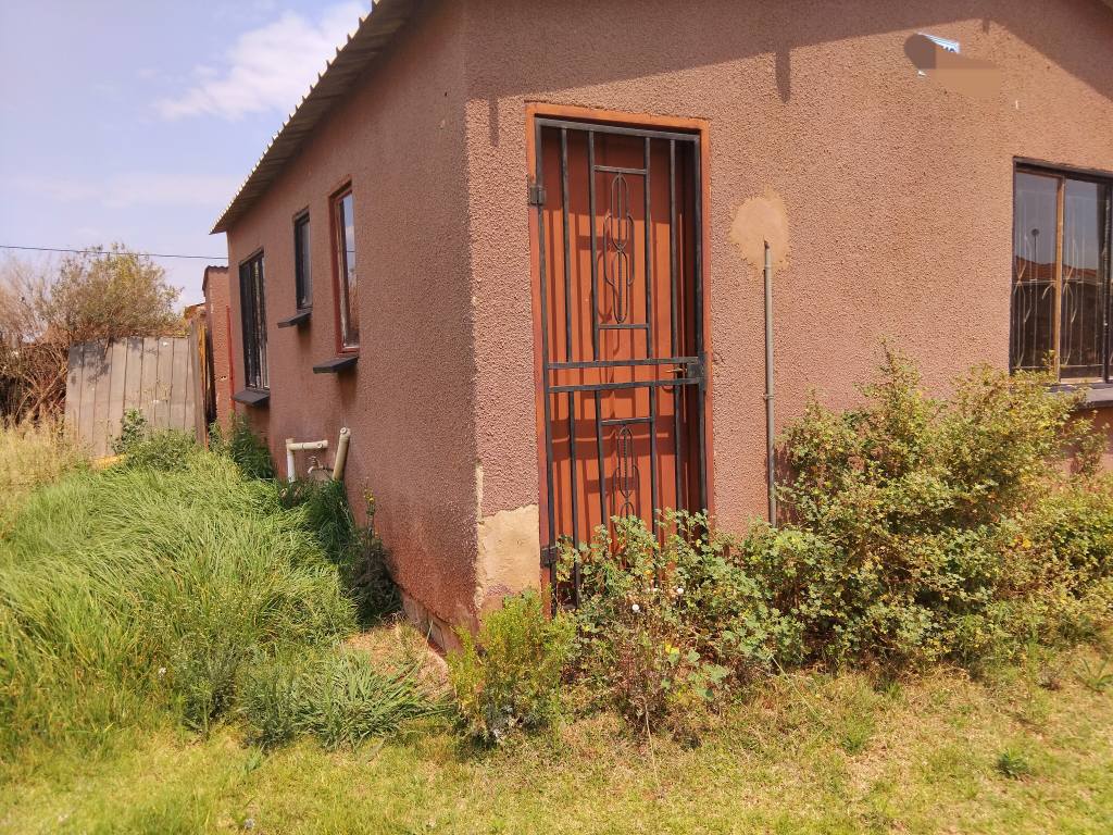 Rdp house for sale - Property For Sale - Daveyton, Gauteng, South ...